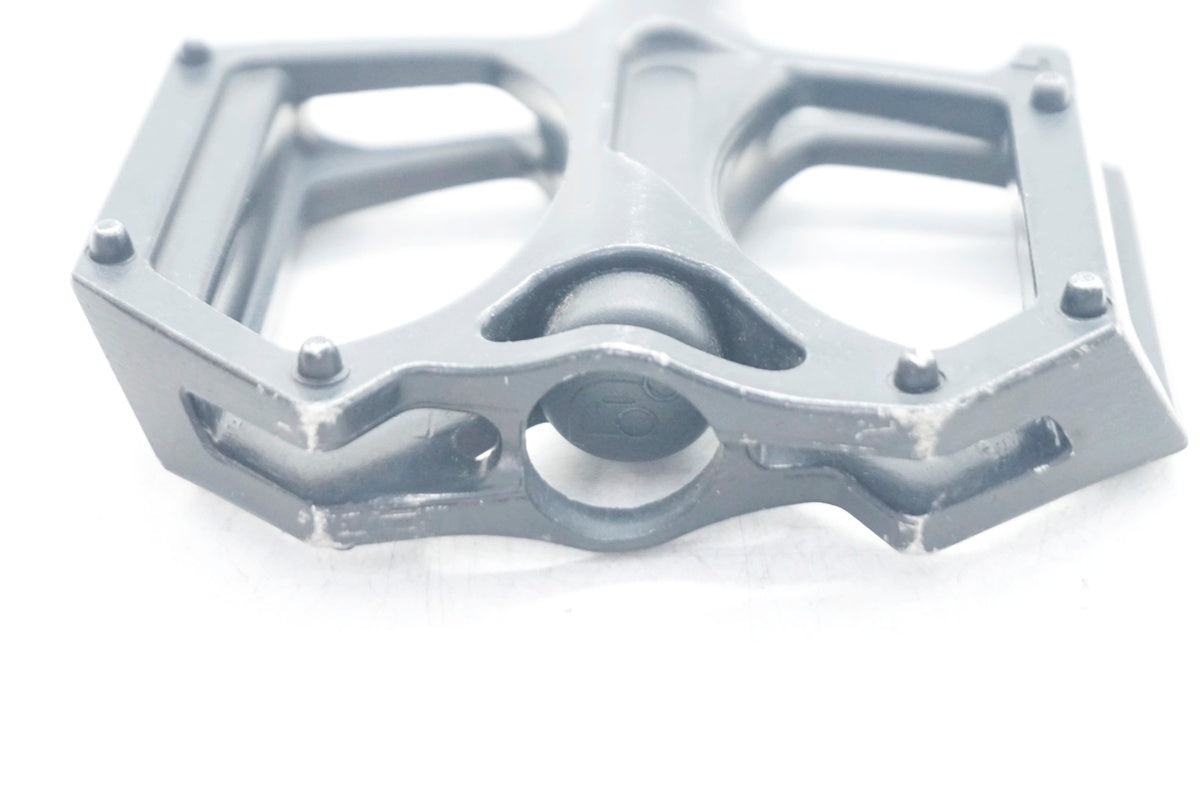 GRUNGE 「グランジ」 M195 ペダル / 大阪門真店