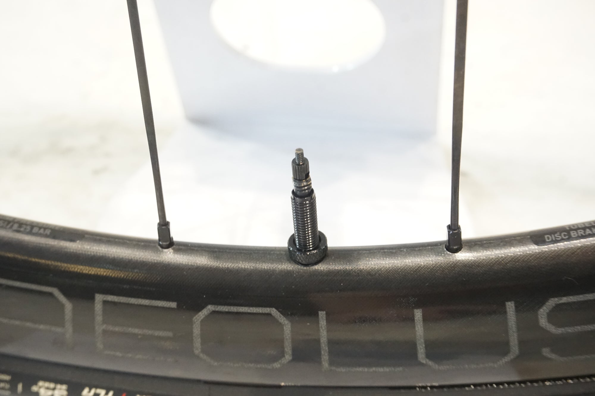 BONTRAGER 「ボントレガー」 AEOLUS RSL 37 TLR DISC シマノ11速 ホイールセット / 横浜戸塚店