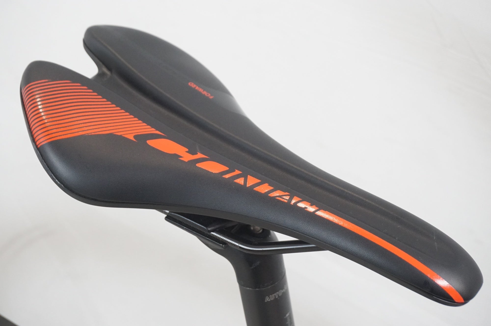 GIANT 「ジャイアント」 CONTEND SL1 2018年モデル ロードバイク