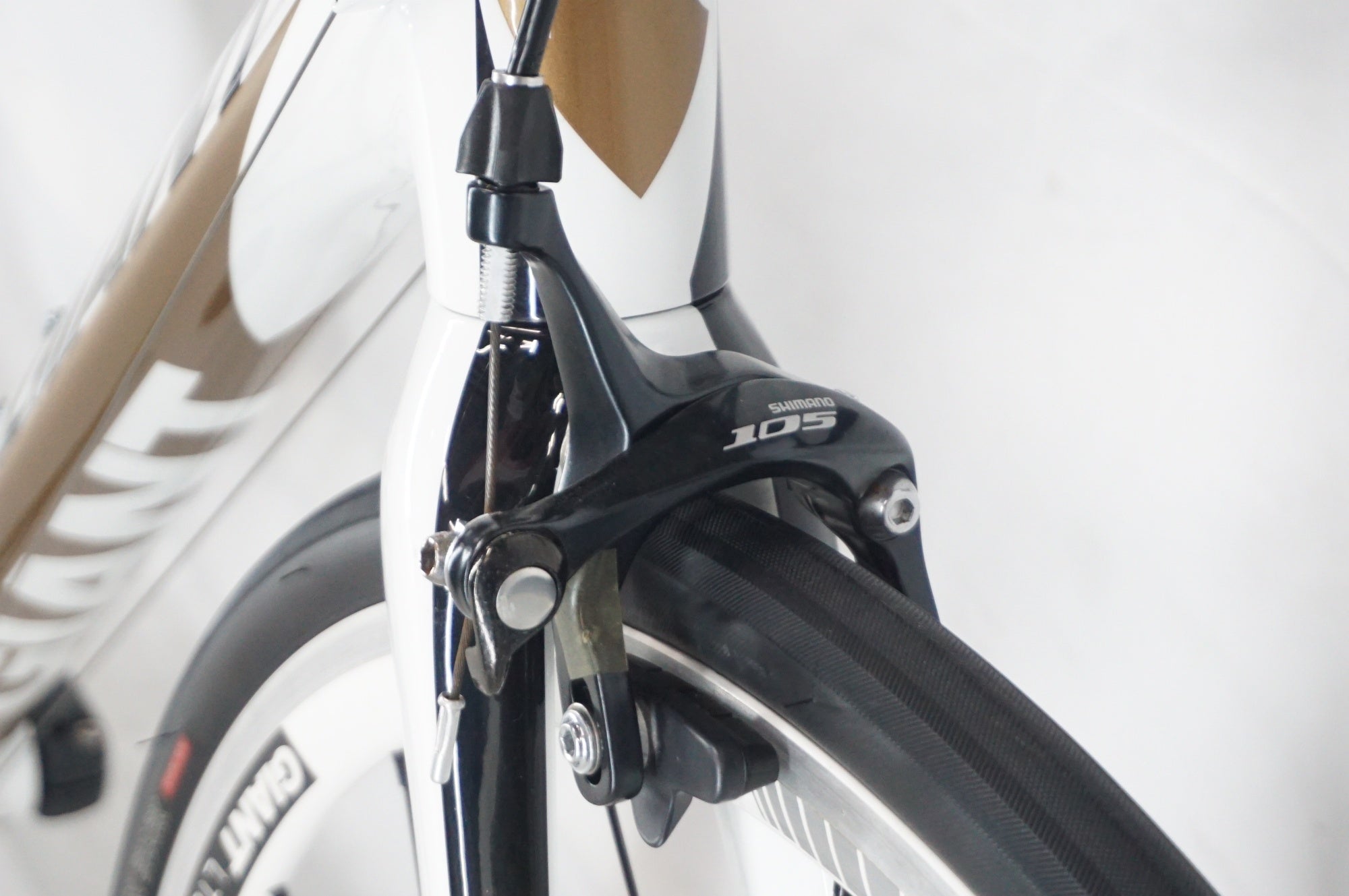 GIANT 「ジャイアント」 DEFY ADVANCED 3 2011年モデル ロードバイク