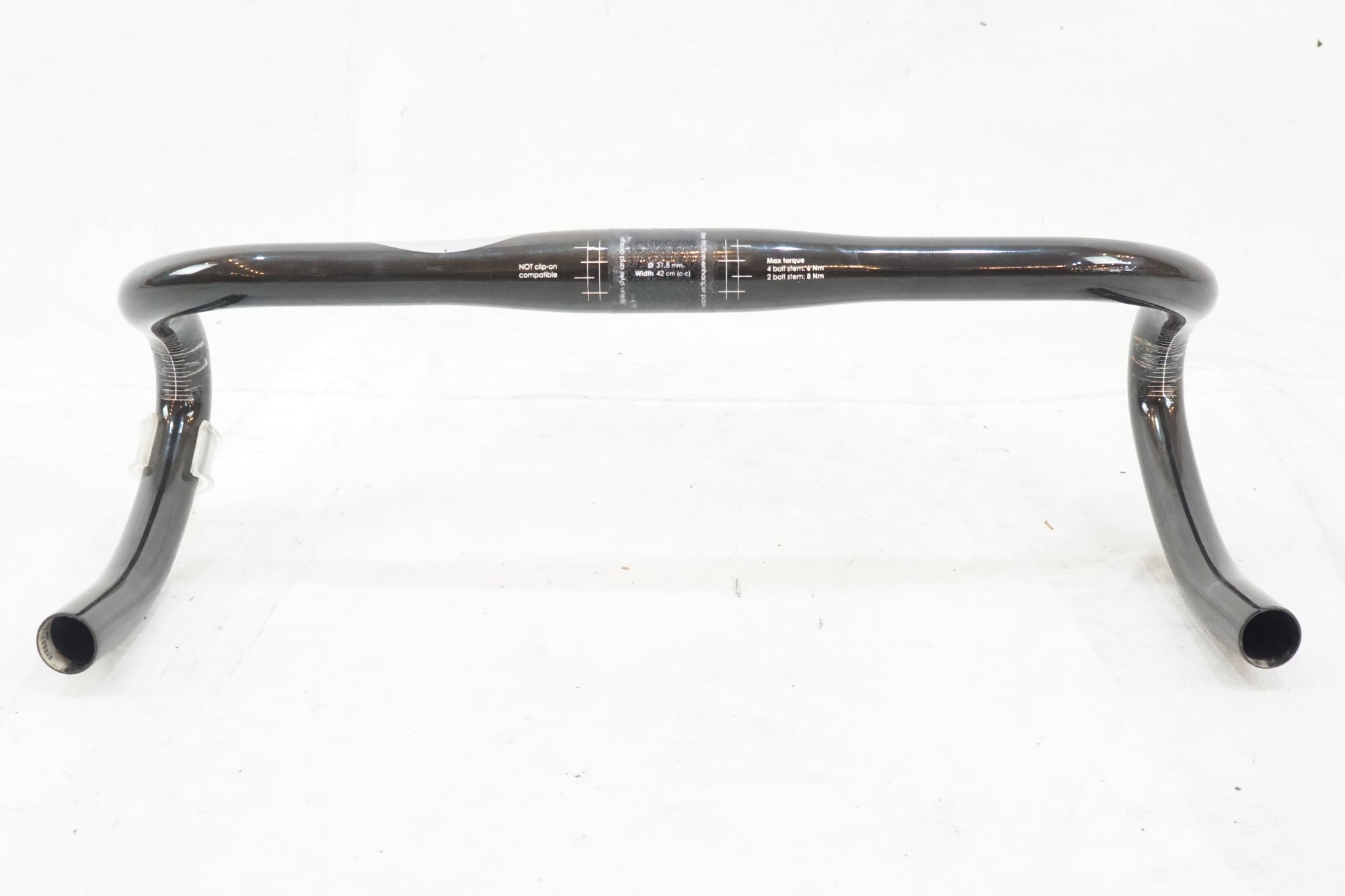 3T 「スリーティー」 ERGOSUM LTD 31.8 440mm ドロップハンドル / バイチャリ浦和ベース