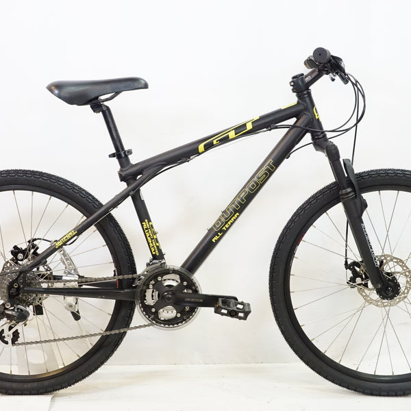 ベビーグッズも大集合 GT 「ジーティー」 OUTPOST 年式不明 マウンテンバイク / 熊谷 自転車本体