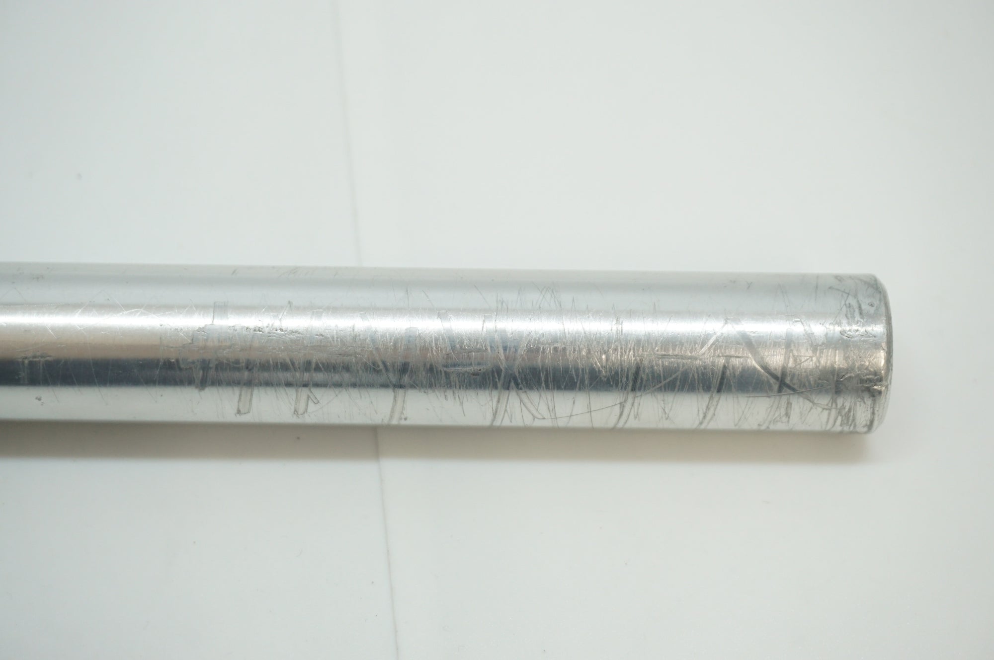 FUJITA 「フジタ」 φ27.2 200mm シートポスト / 福岡店