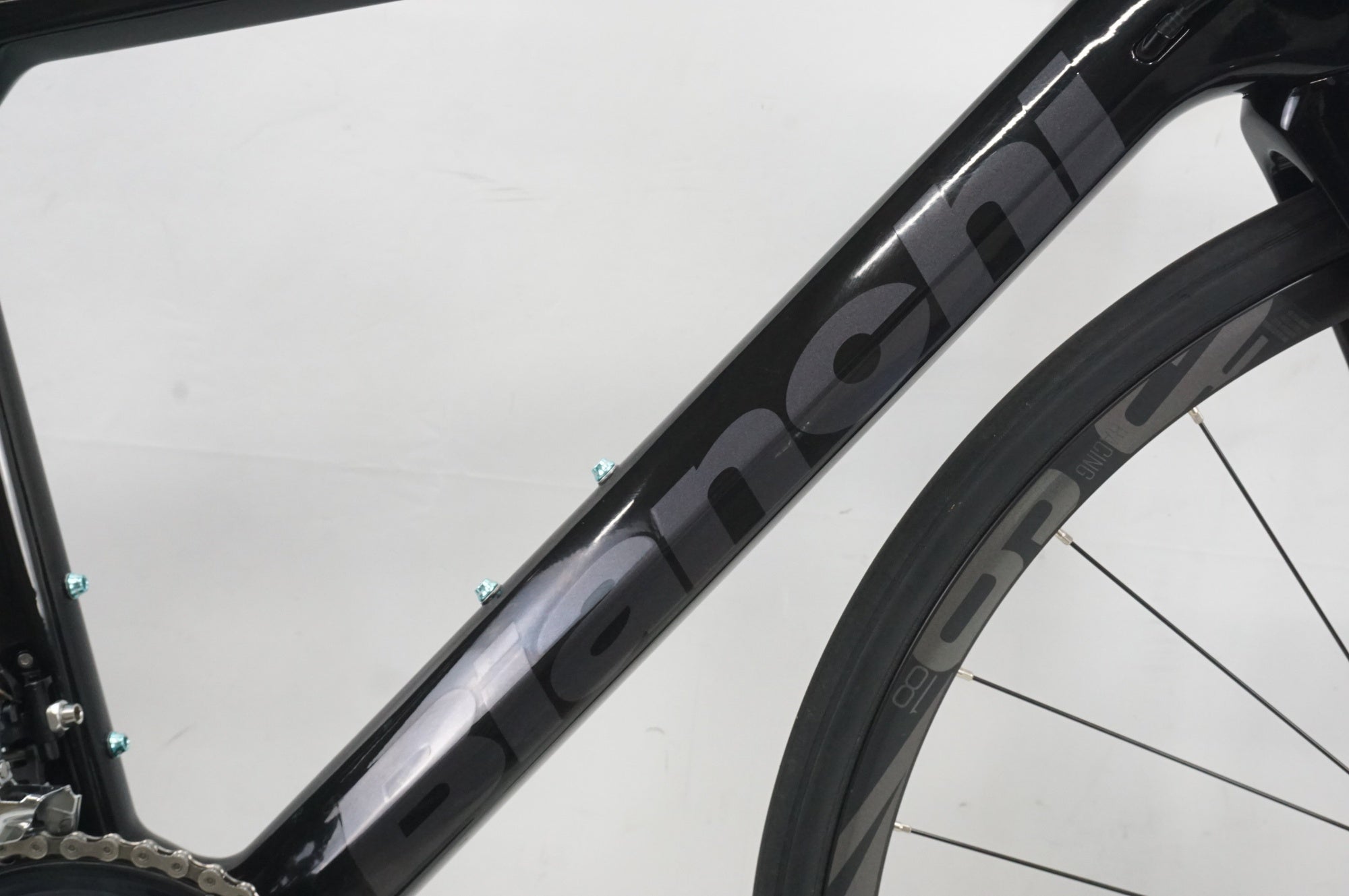BIANCHI 「ビアンキ」 INFINITO XE DISC ULTEGRA 2021年モデル ロード