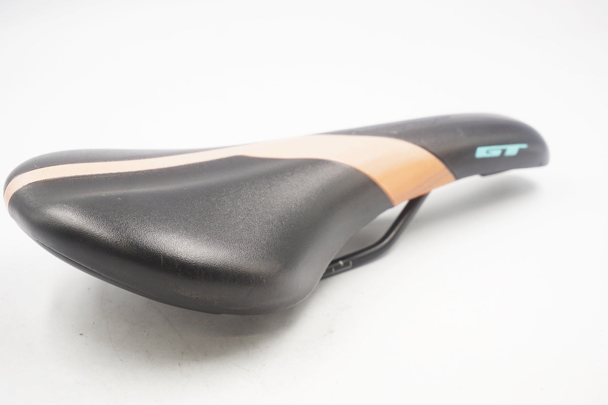 GT 「ジーティー」 サドル / 奈良店