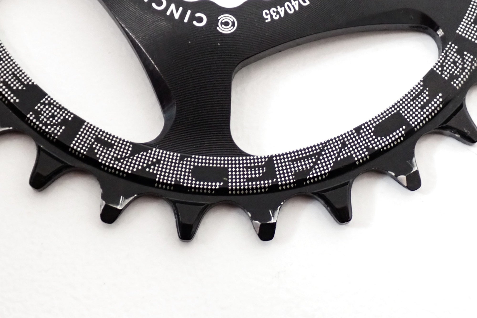 RACEFACE 「レースフェイス」 RNWDM28BLK 28T チェーンリング / 伊勢崎