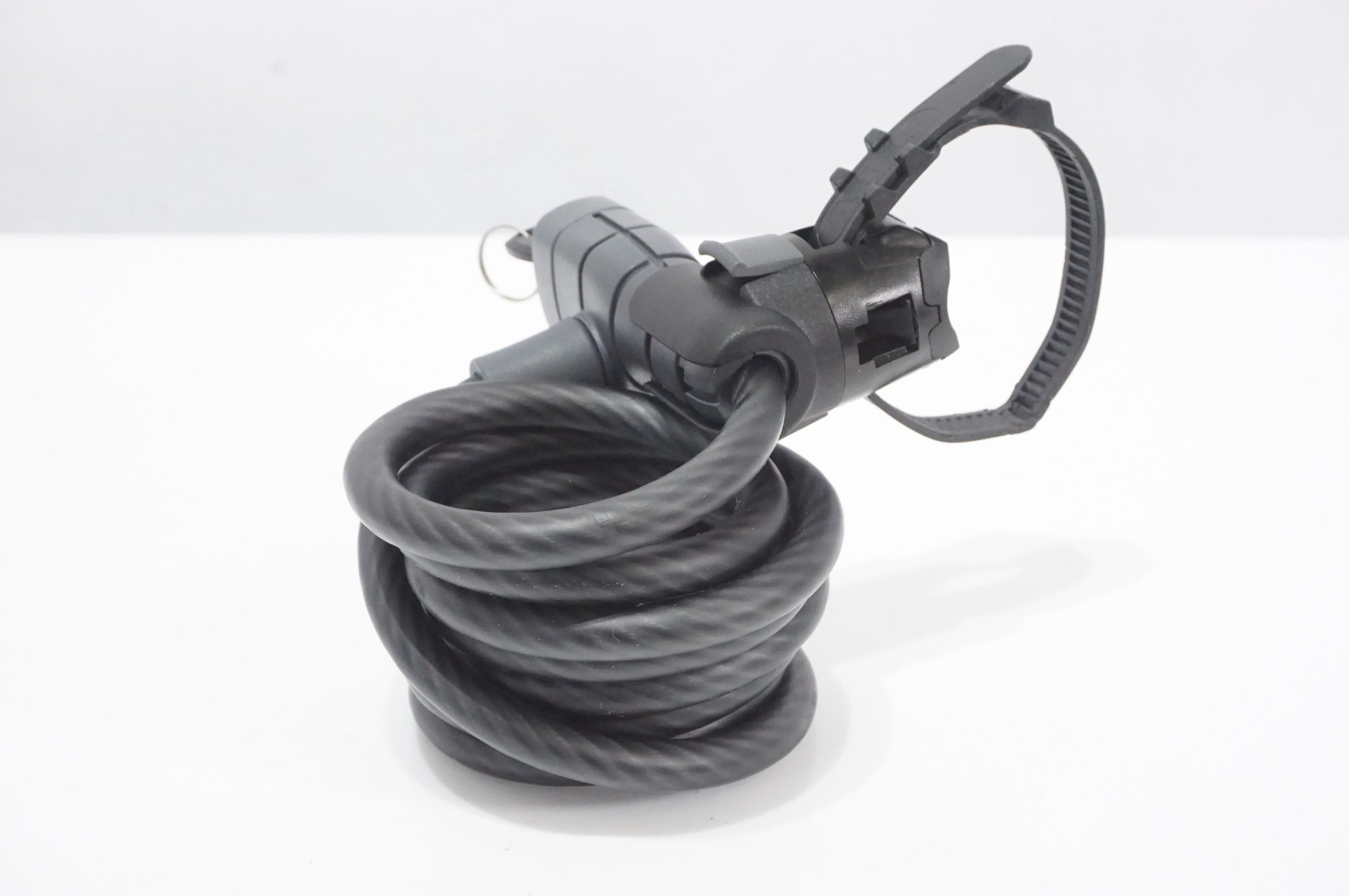 BONTRAGER 「ボントレガー」 COMP KEYED ケーブルロック / AKIBA店