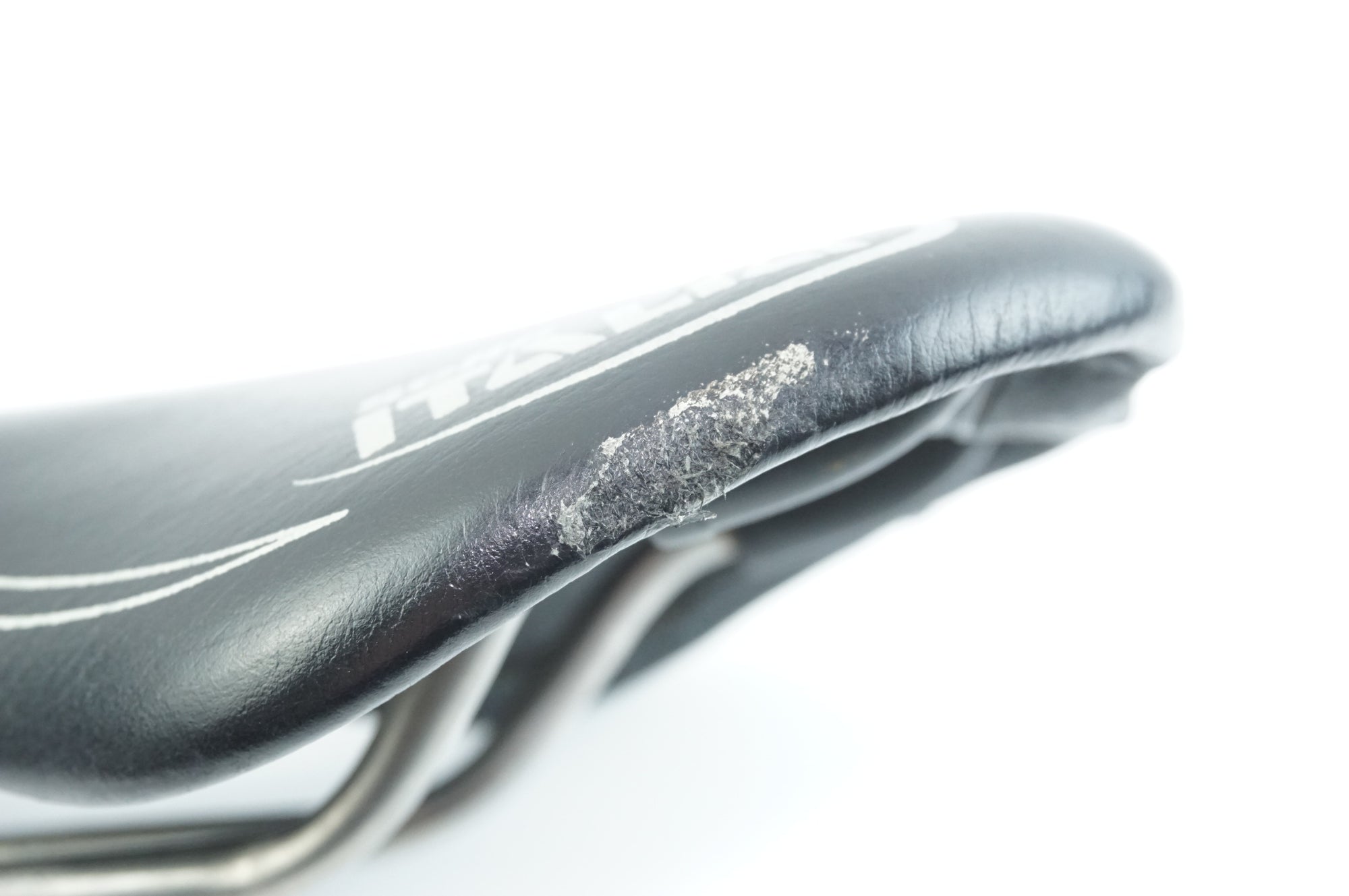 SELLE ITALIA 「セライタリア」 SLR T1 サドル / 中目黒店
