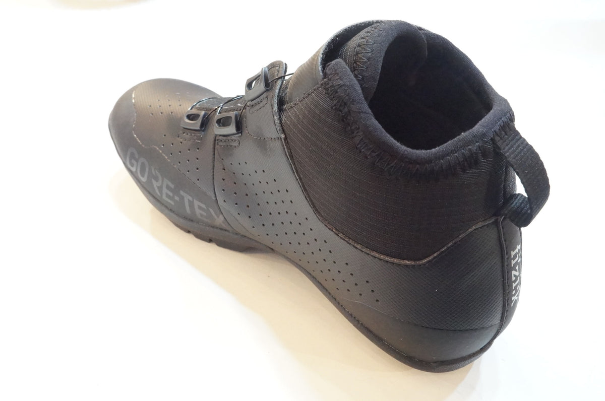 FIZIK 「フィジーク」 TERRA ARTICA GTX 25.0cm シューズ / 浦和ベース