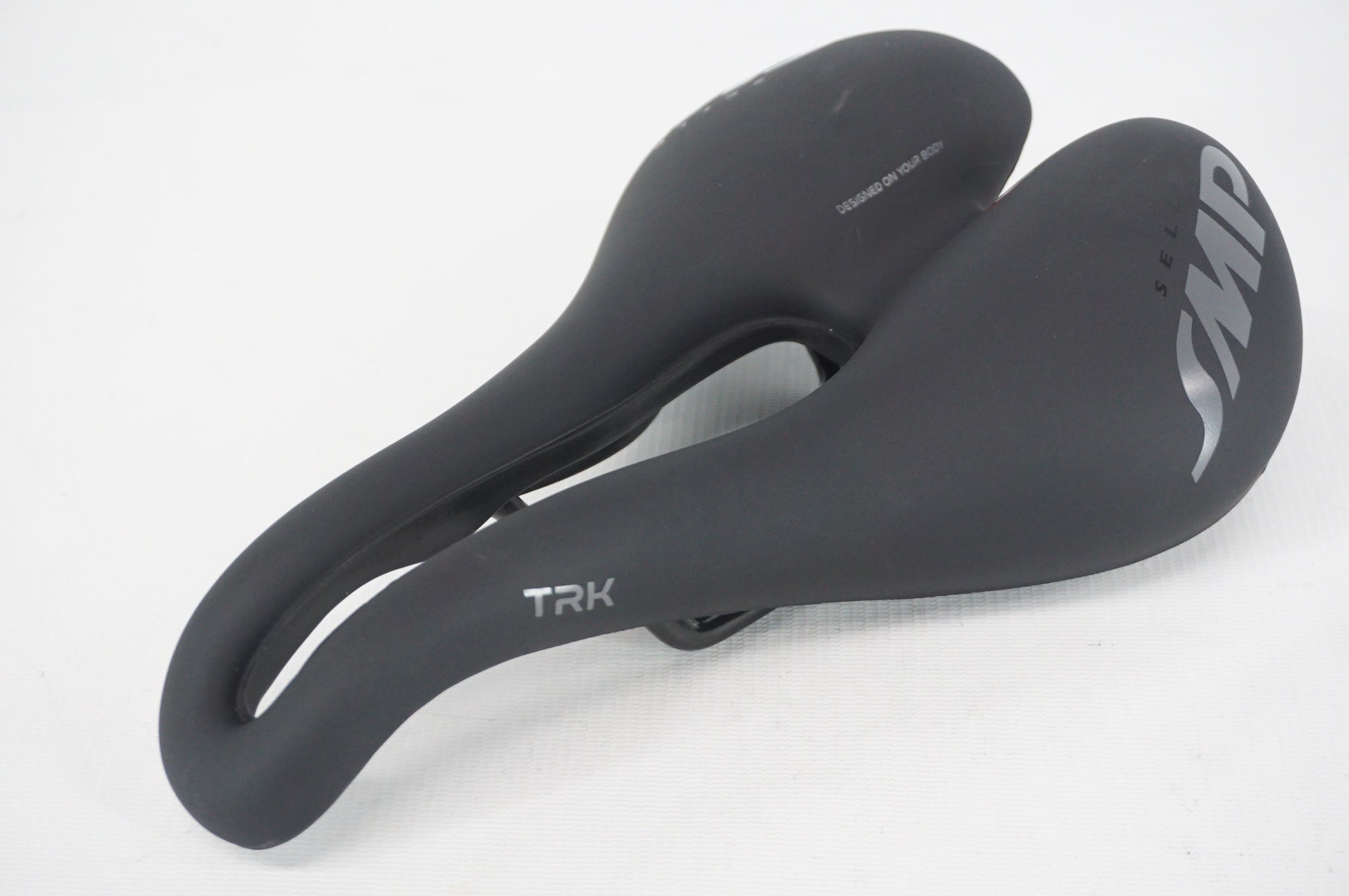 SELLE SMP 「セラエスエムピー」 LARGE サドル / 阪急塚口店