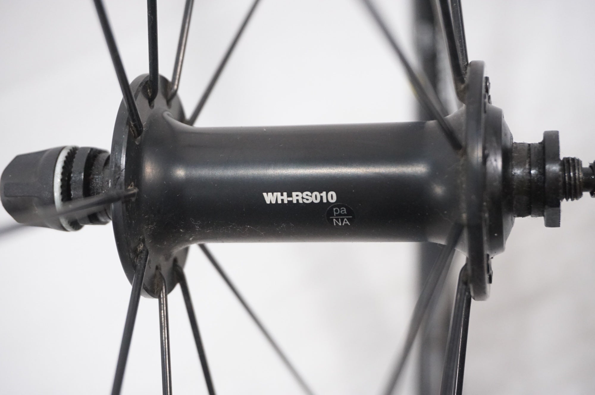 SHIMANO WH-RS010 リアホイール135mm 11速 SHIMANO 「シマノ」 WH-RS010 シマノ11速 ホイールセット / AKIBA店