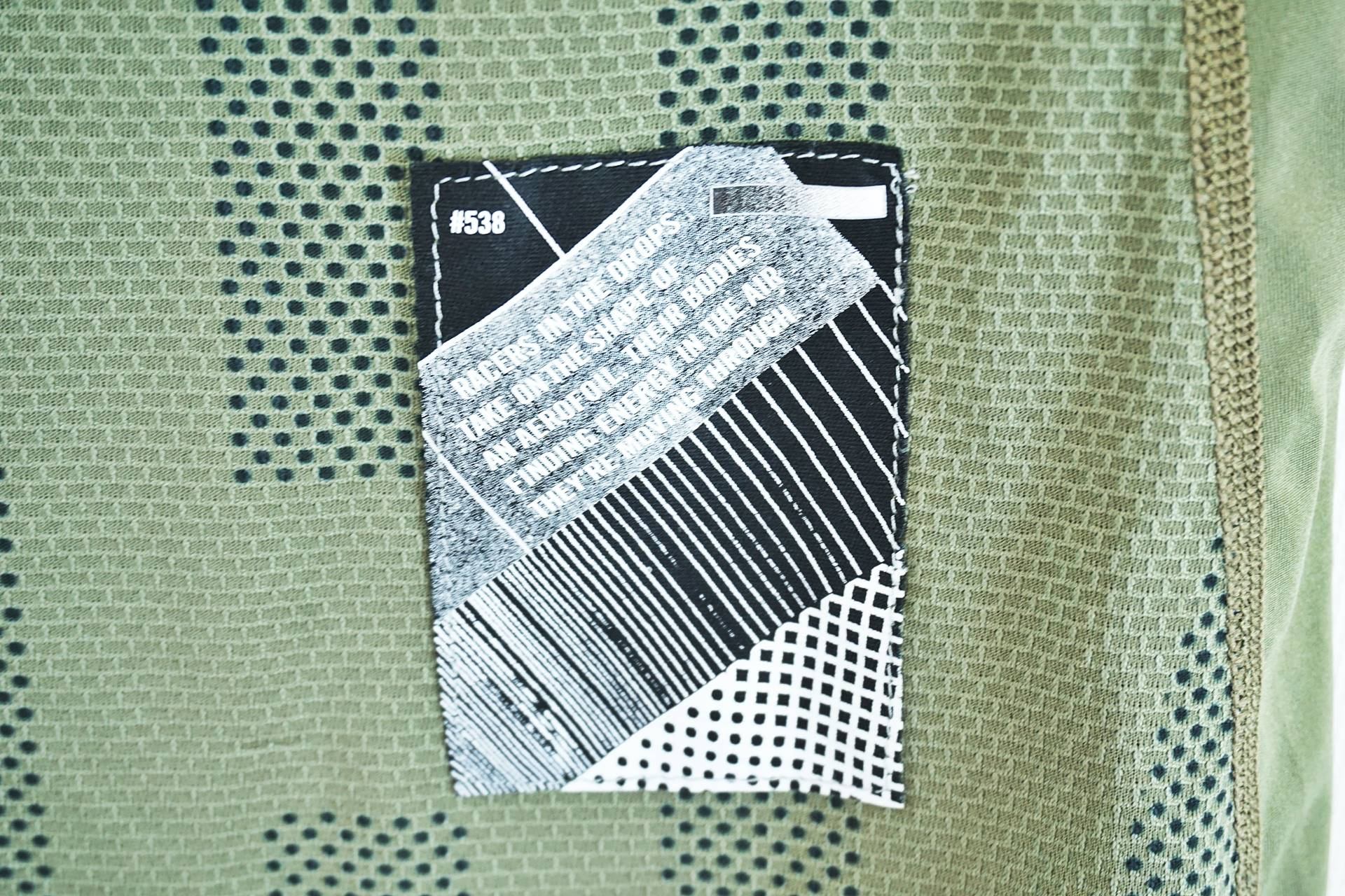 RAPHA 「ラファ」 SOUPLESS SLEEVELESS BASE LAYER AERO BLOCK XXSサイズ シャツ / 有明ガーデン店