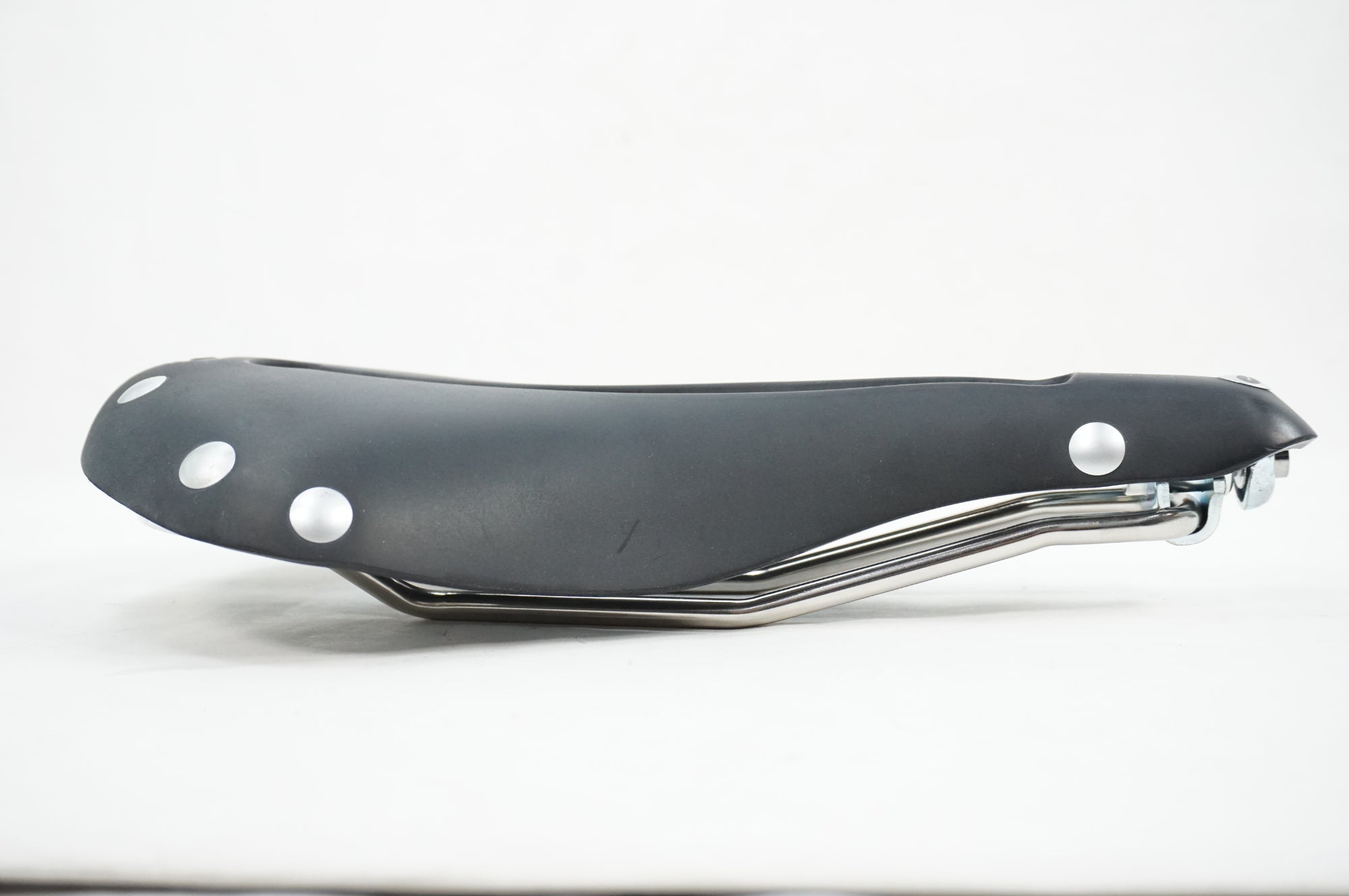 SELLE ANATOMICA 「セラアナトミカ」 R2 RUBBER サドル / 川越店