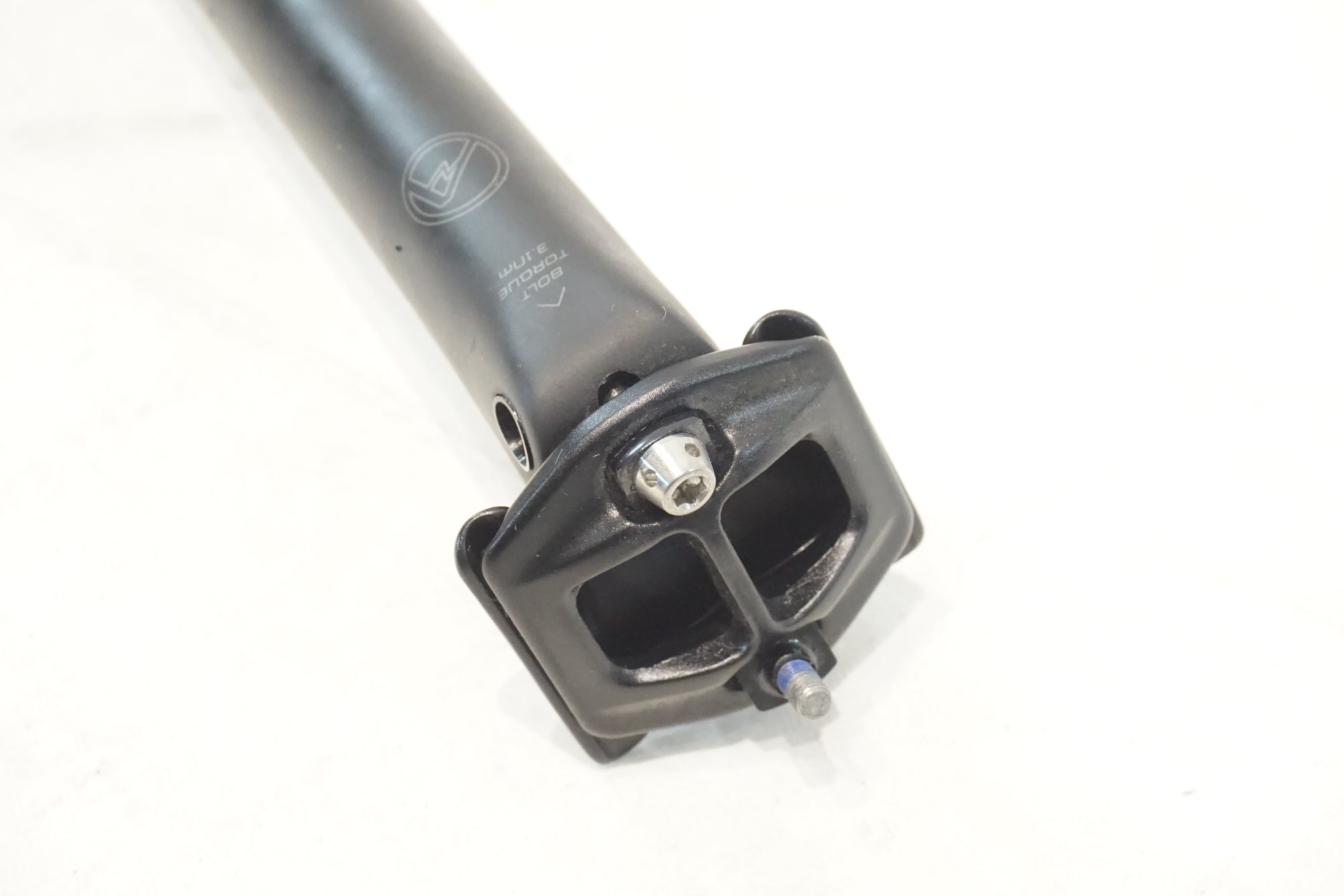 ROVAL 「ロバール」 ALPINIST CARBON POST φ27.2 シートポスト