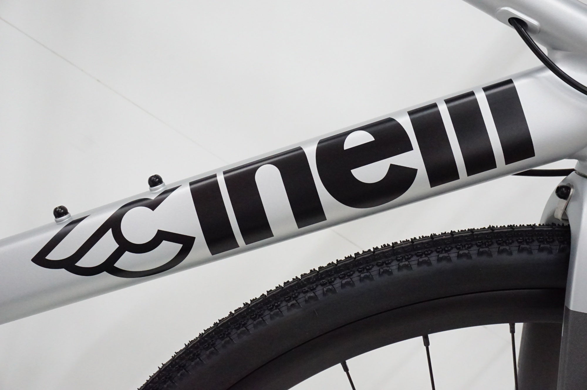 CINELLI 「チネリ」 ZYDECO SILVER BOOTLEG 2024年モデル クロスバイク