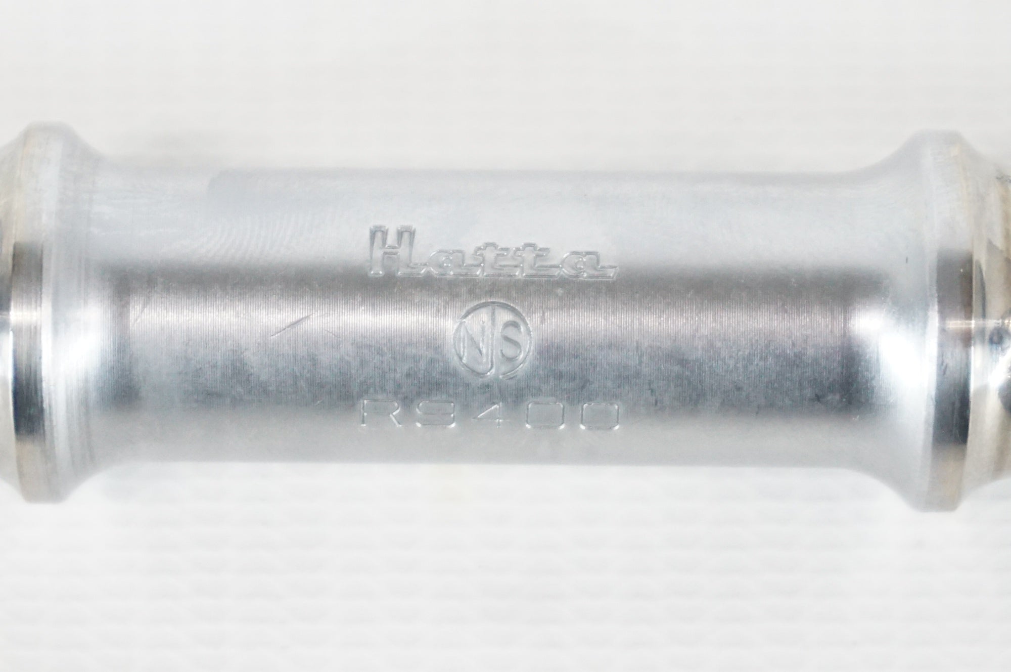 HATTA 「ハッタ」 R9400 NJS 110mm ボトムブラケット / 阪急塚口店