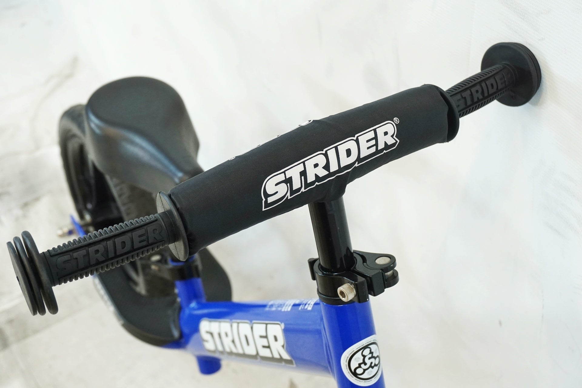 STRIDER 「ストライダー」 SPORT12 2022年モデル キックバイク / 有明