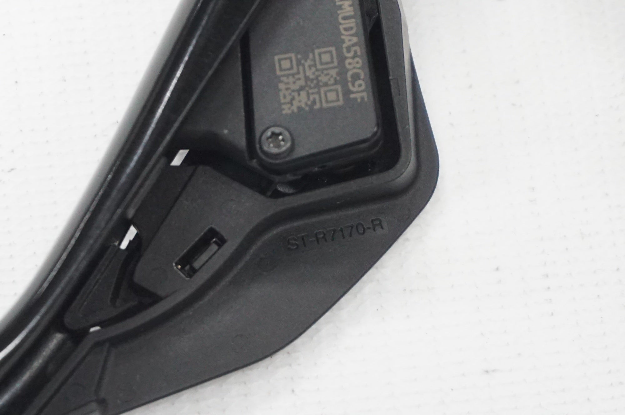 SHIMANO 「シマノ」 105 Di2 ST-R7170 右のみ デュアルコントロール