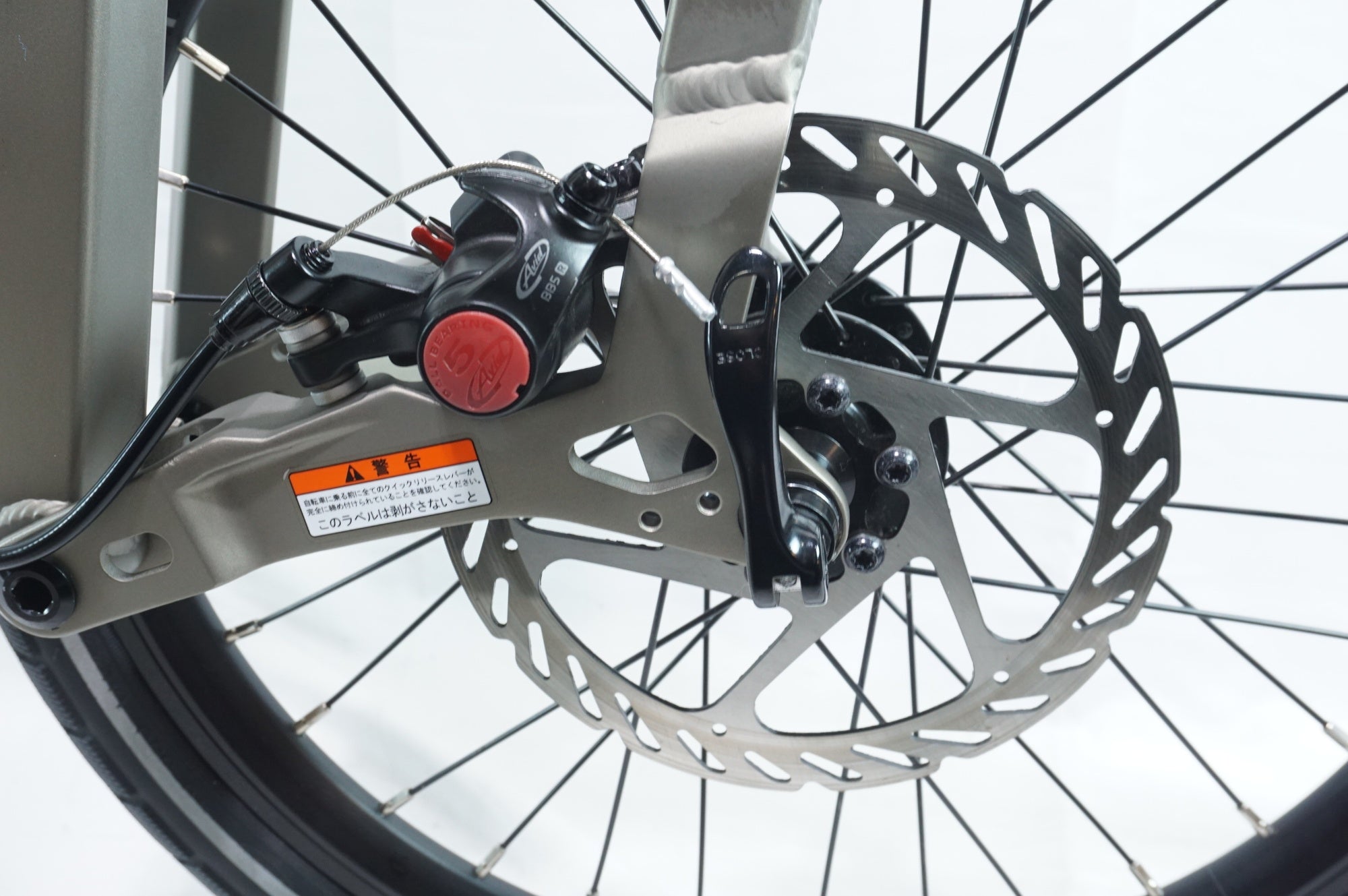 R&M 「リーズ＆ミュラー」 BIRDY STANDARD DISC 2019年モデル 18インチ 折り畳み自転車 / バイチャリ中目黒店