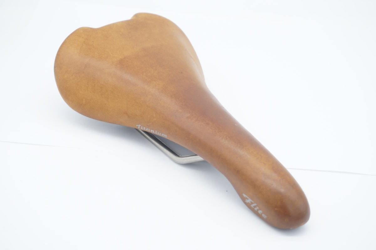 SELLE ITALIA 「セライタリア」 FLITE TITANIUM サドル / 滋賀大津店