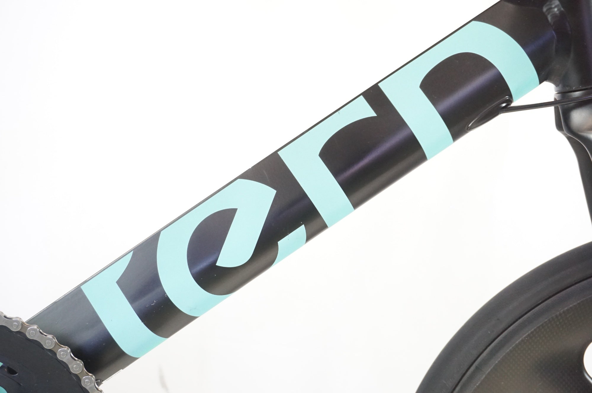 TERN 「ターン」 SURGE 2024年モデル FLAMEBIKE限定 20インチ ミニベロ
