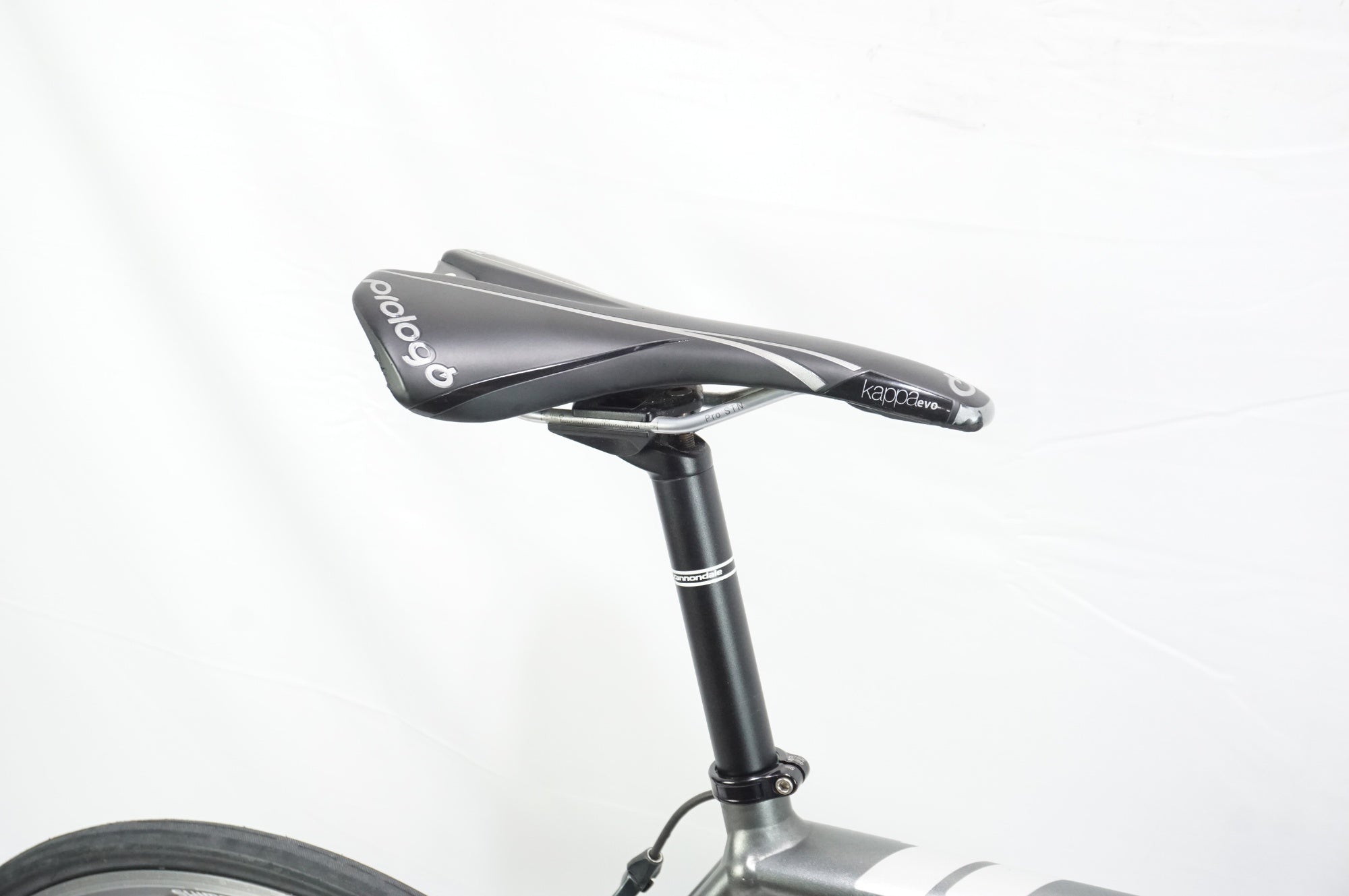 【引取限定】キャノンデール CAAD10 105 54 ZONDA ロードバイク CANNONDALE 105 ロードバイク 2015 CAAD10｜高額買取のロード