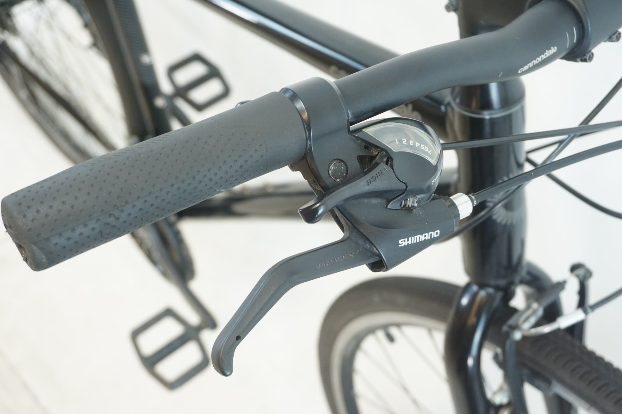 CANNONDALE 「キャノンデール」 QUICK6 2021年モデル クロスバイク / 有明ガーデン店