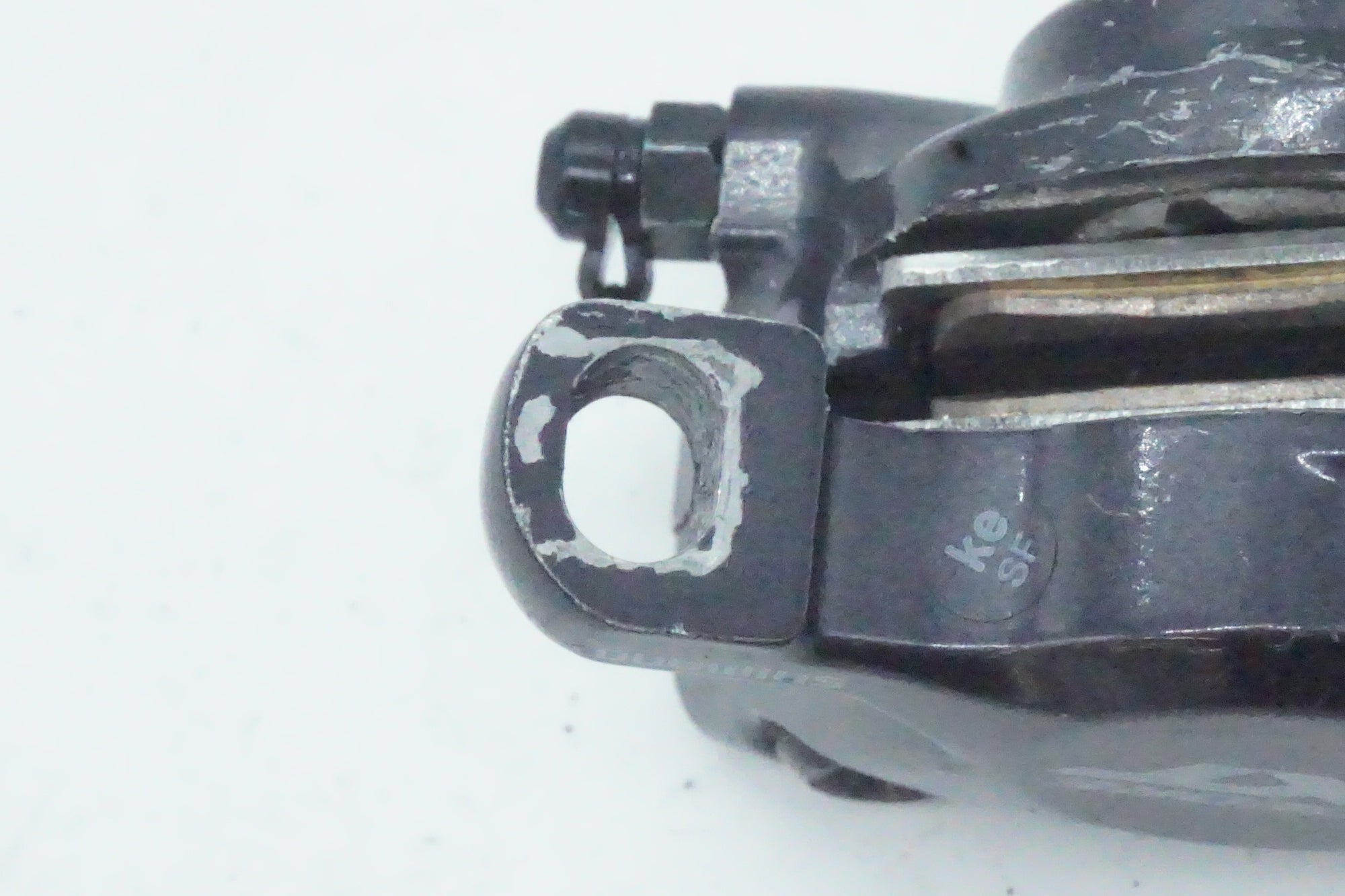 SHIMANO 「シマノ」 DEORE XT BR-M8100 ディスクブレーキ/1つのみ