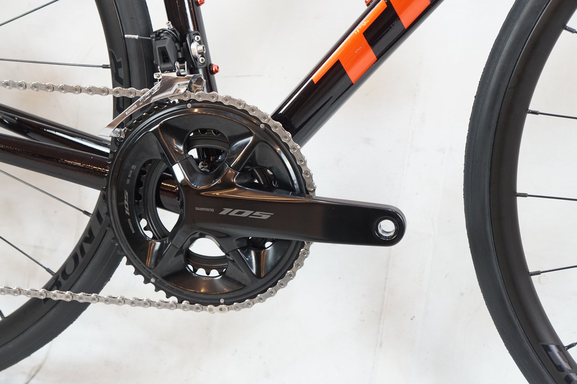 TREK 「トレック」EMONDA ALR5 2024年モデル ロードバイク/浜松店