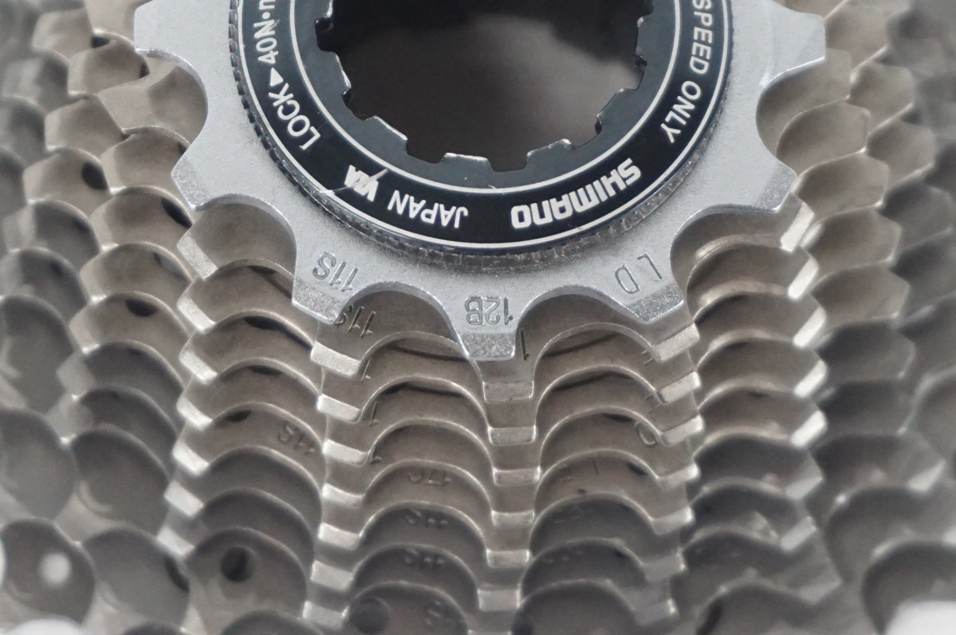 SHIMANO 「シマノ」 DURA-ACE CS-9000 12-25T スプロケット / 阪急塚口