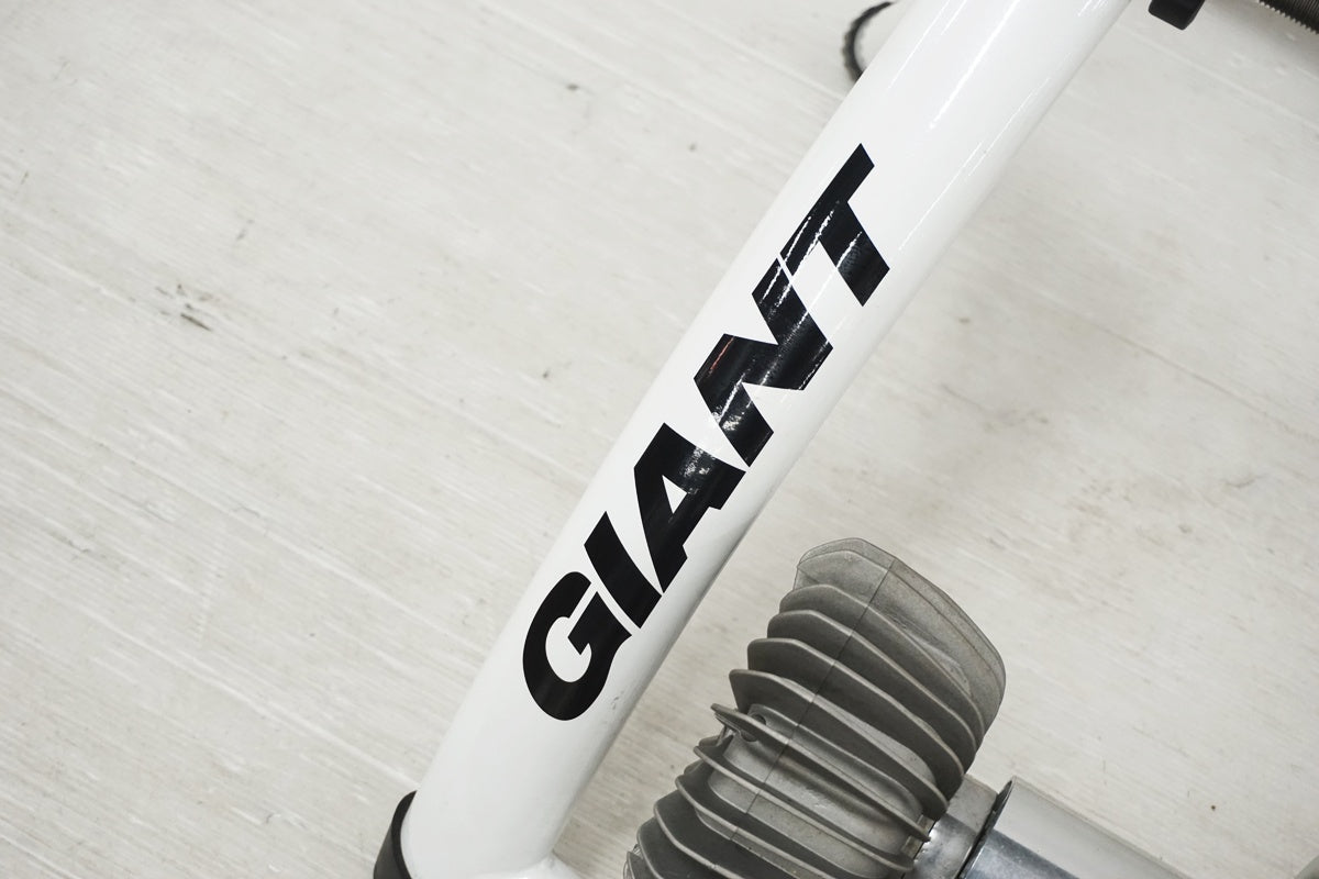 GIANT サイクルトレーナー CYCLOTRON FLUID ST ホワイト ローラー台/サイクルトレーナーで室内フィットネス！！「FLUID