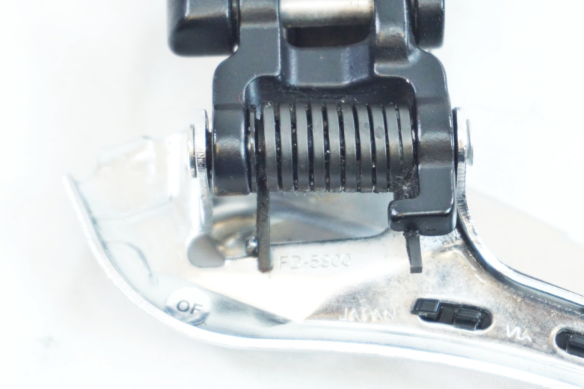 SHIMANO 「シマノ」 105 FD-5800 フロントディレイラー / 有明ガーデン