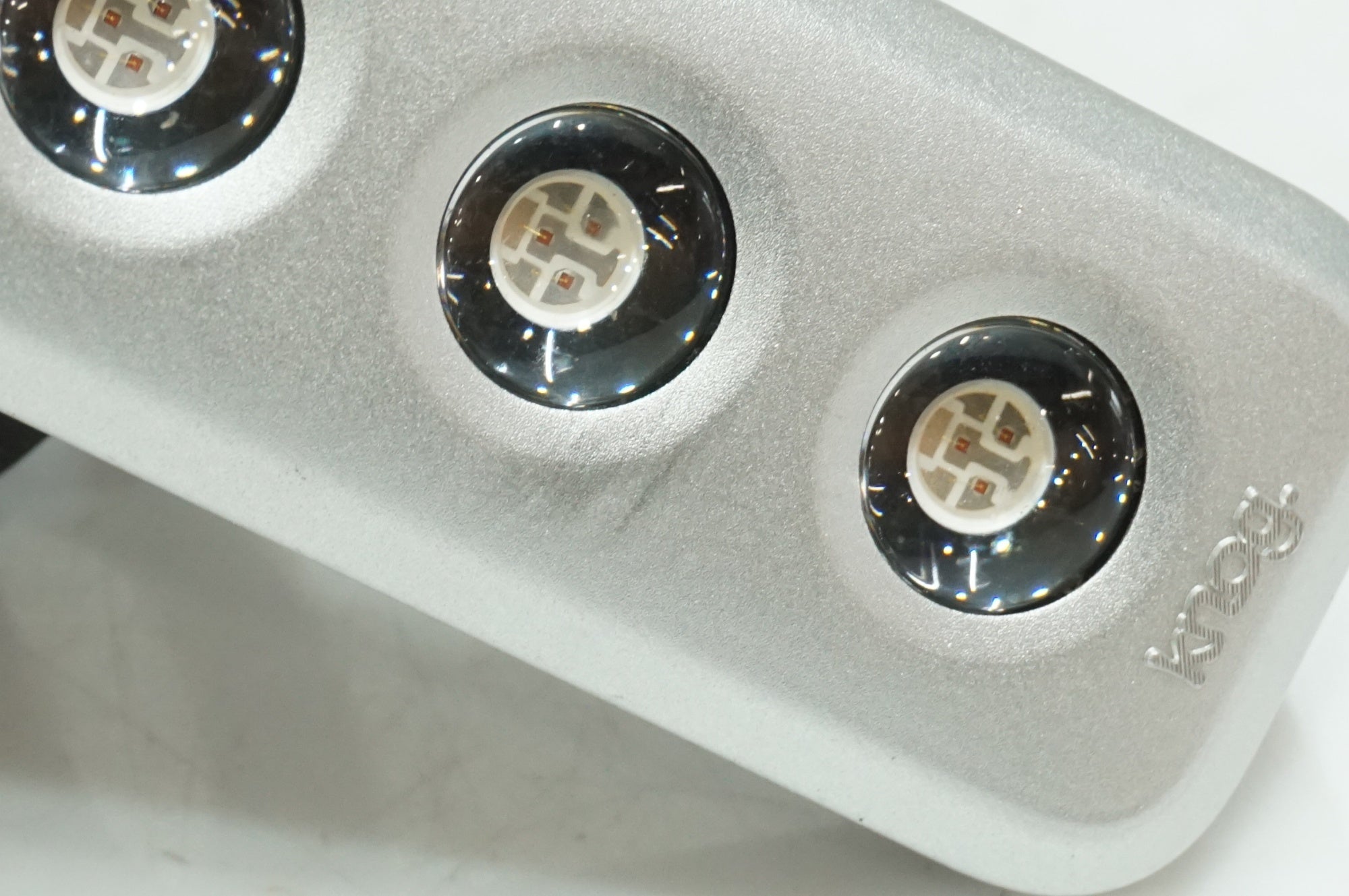 KNOG 「ノグ」 BLINDER LIGHTS 4V リアライト / 大宮店