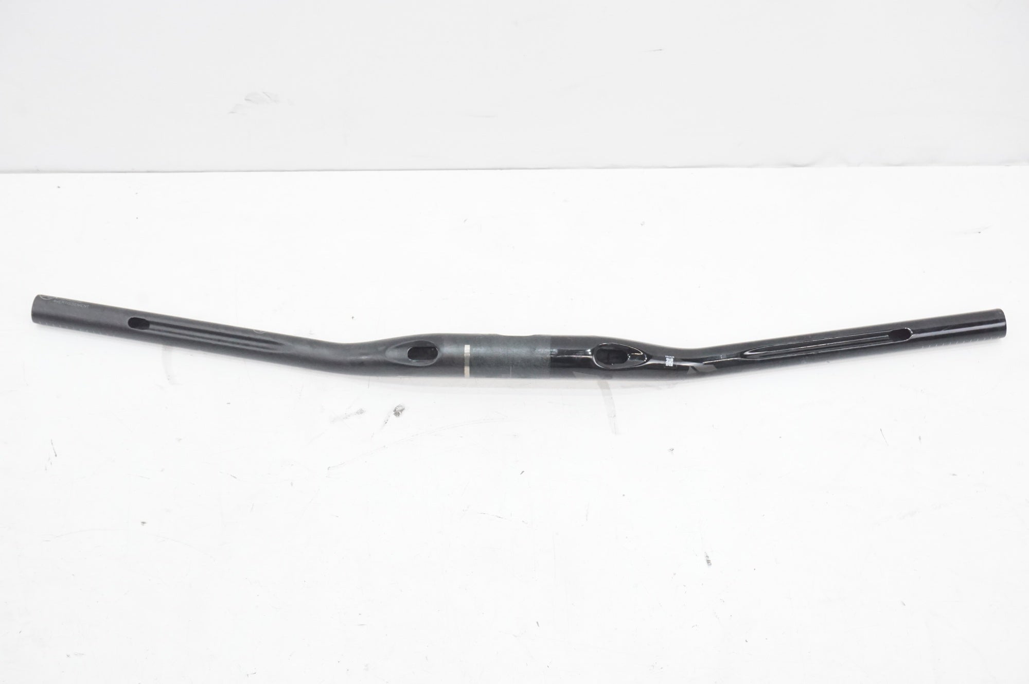 FSA 「エフエスエー」 KFX MTB 700mm φ31.8 ハンドルバー / 大宮店