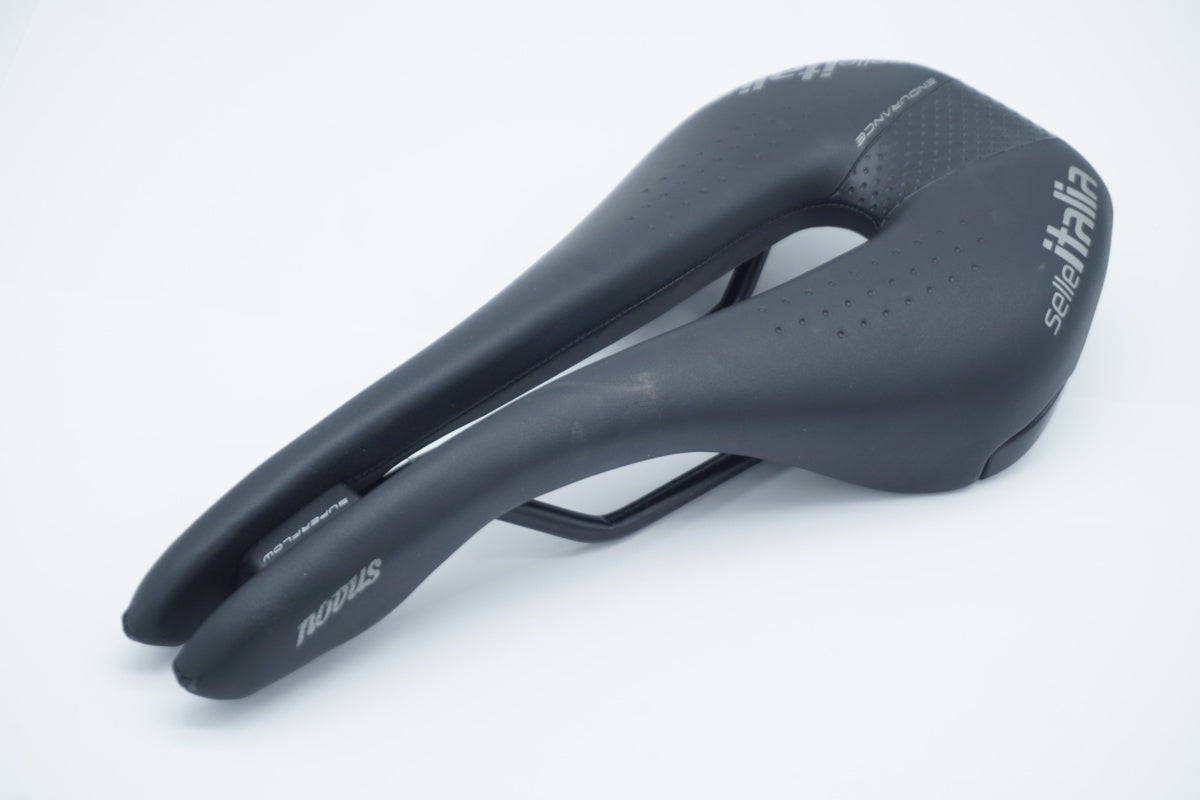 SELLE ITALIA 「セライタリア」 NOVUS SUPER FLOW ENDRANCE サドル / 滋賀大津店