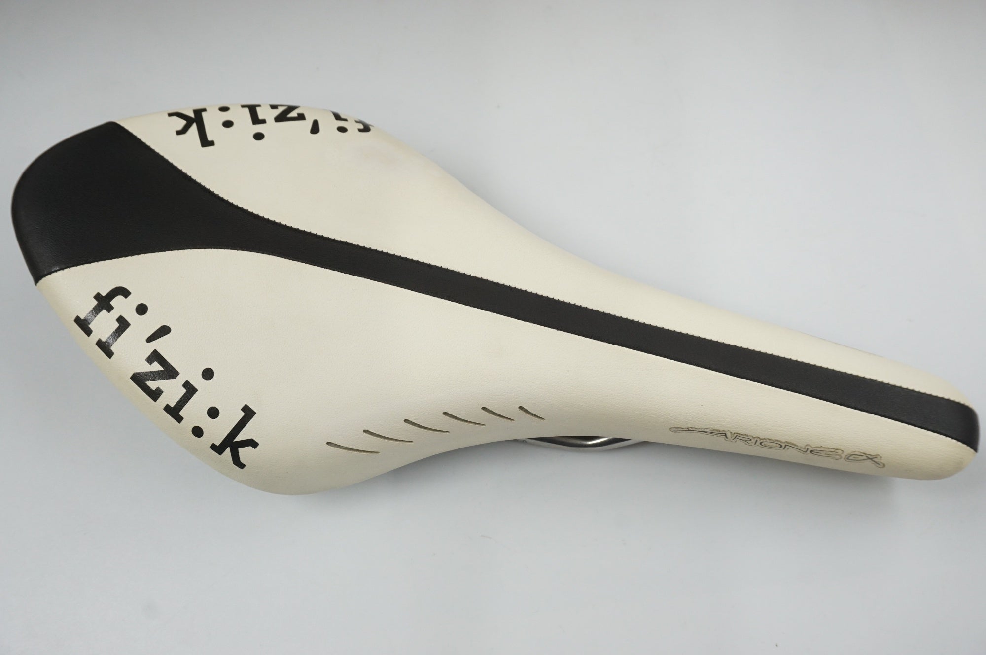 FIZIK 「フィジーク」 ARIONE CX サドル / 福岡店