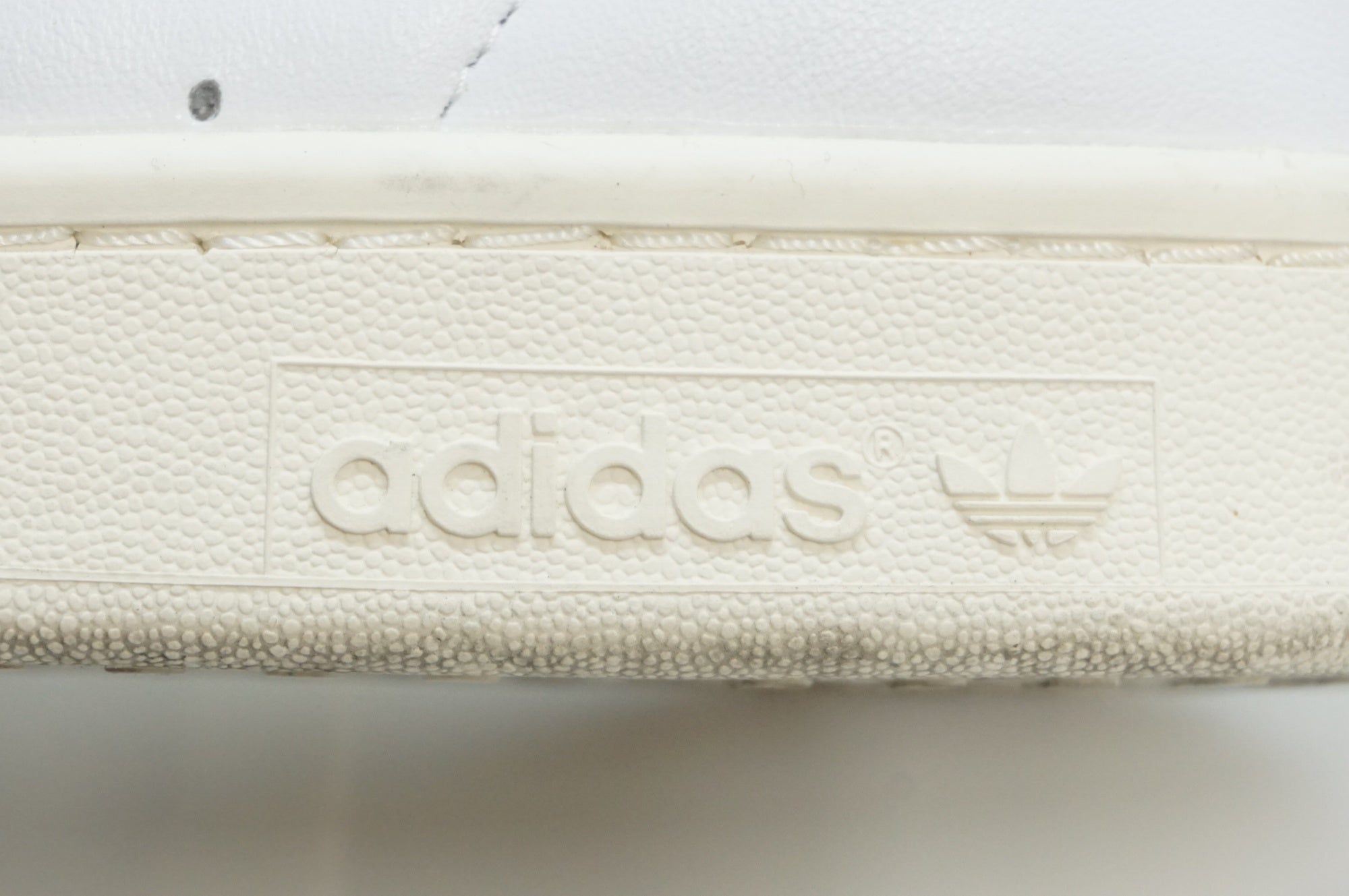 ADIDAS 「アディダス」 VELO STANSMITH 42(26.5cm)サイズ シューズ / 福岡店