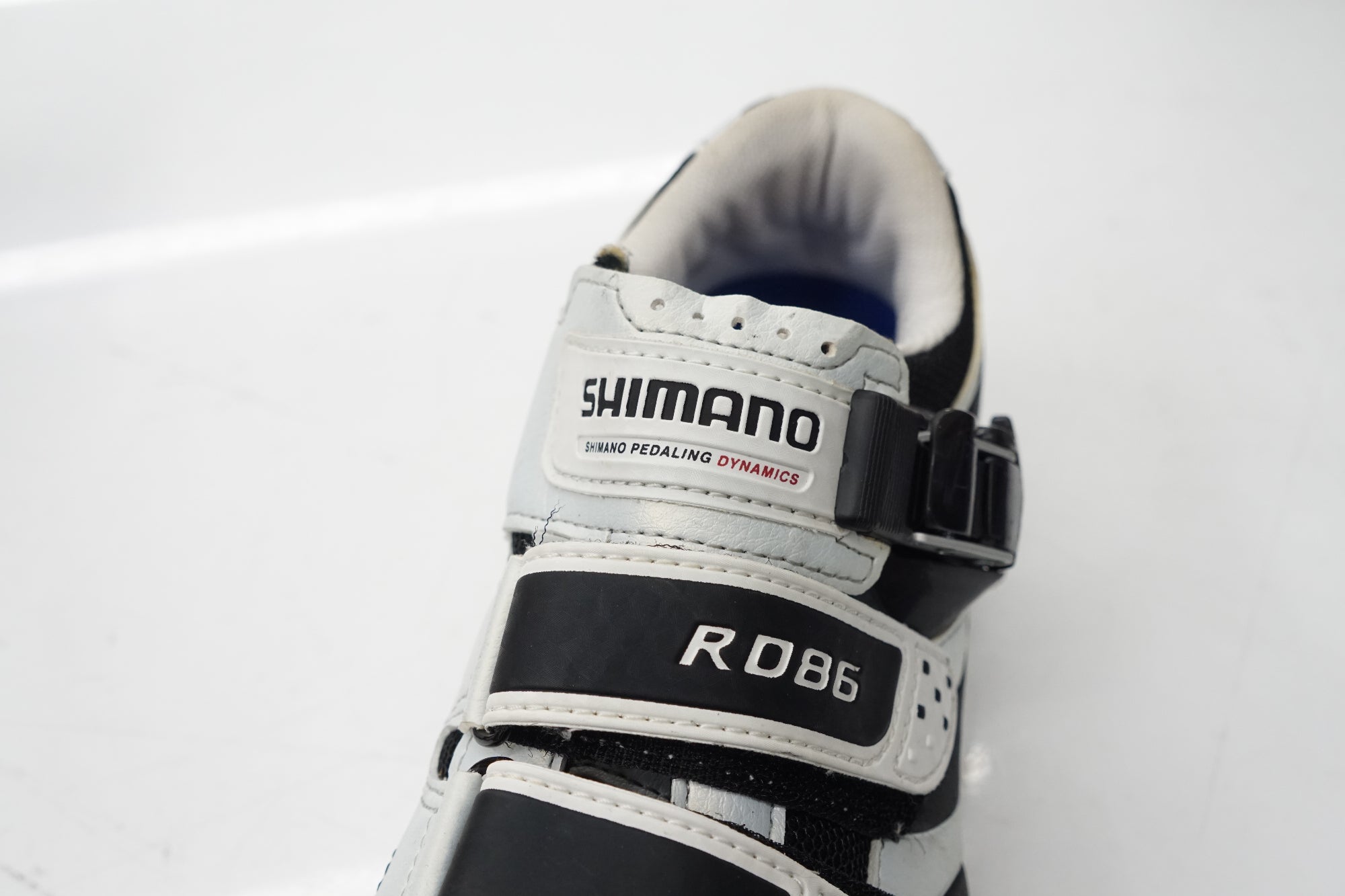 SHIMANO 「シマノ」 SH-R086WE 23.2cm シューズ / バイチャリ浦和ベース