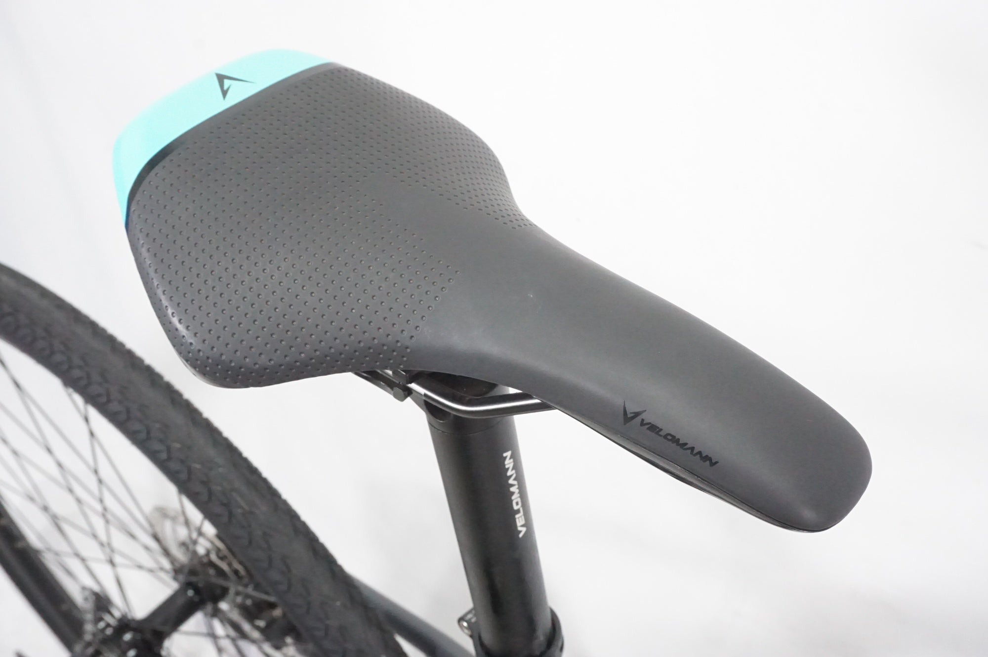 Bianchi C-SPORT 2 DISC サイズ47 2023年 超美品 Bianchi C-SPORT 2 DISC サイズ47 2023年 超美品 これであなたも