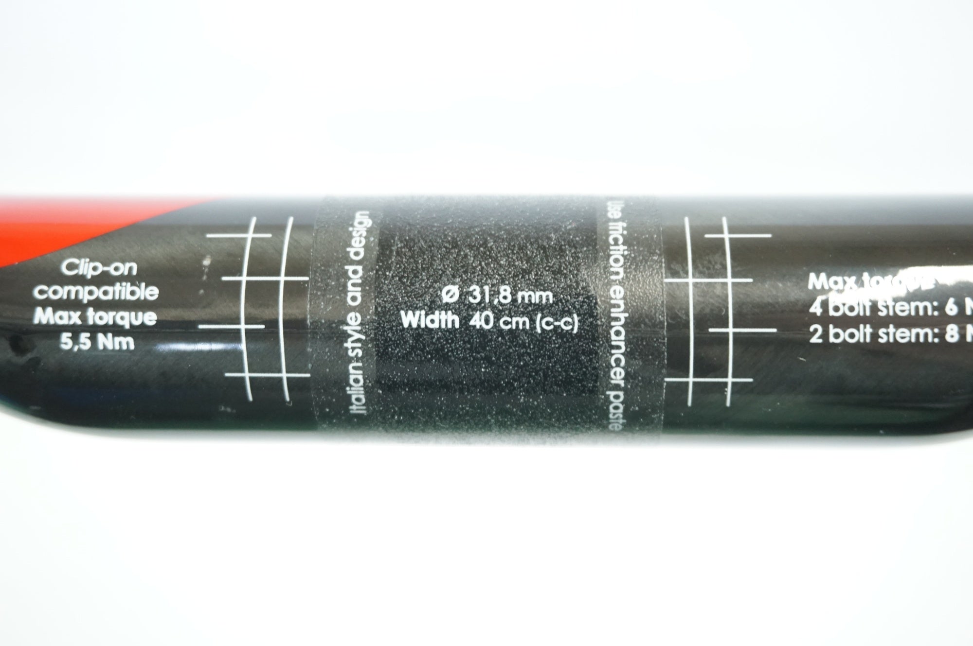 3T 「スリーティー」 ERGONOVA TEAM φ31.8 400mm カーボンハンドル