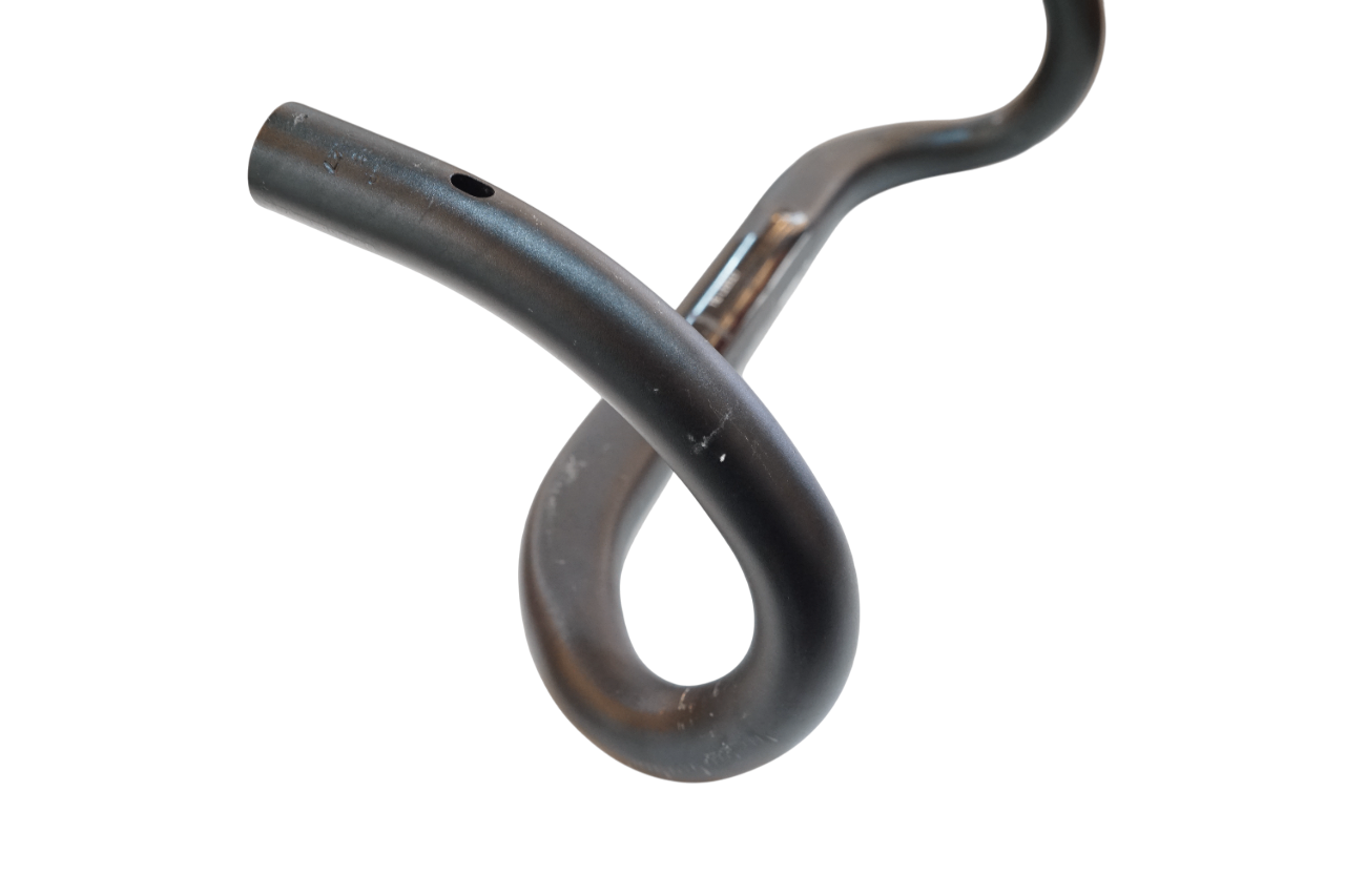 SHIMANO 「シマノ」 PRO VIBE φ31.8 390mm ハンドル / バイチャリ浦和ベース