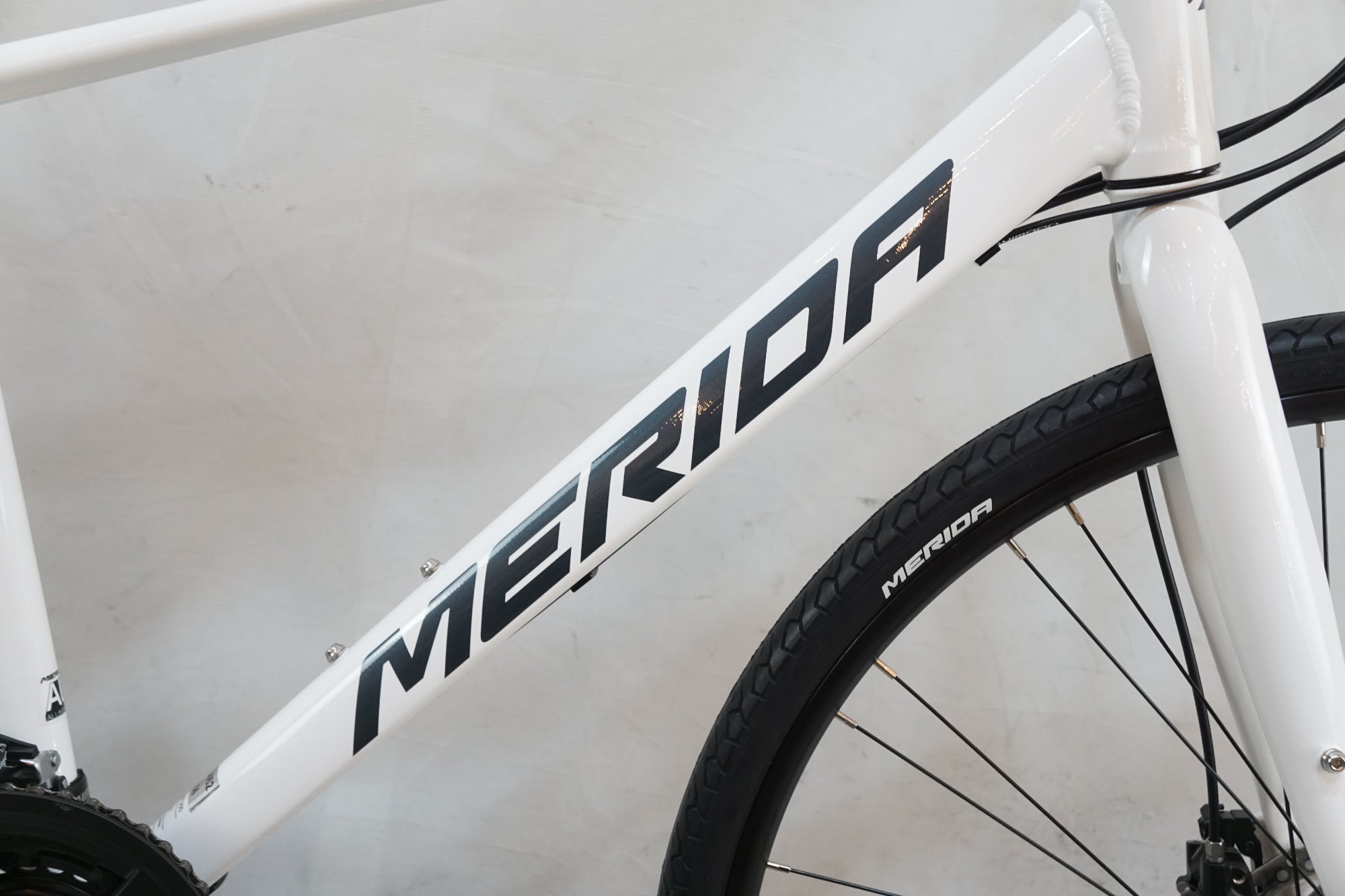 MERIDA 「メリダ」 CROSSWAY 300-D 2025年モデル クロスバイク / バイチャリ浦和ベース