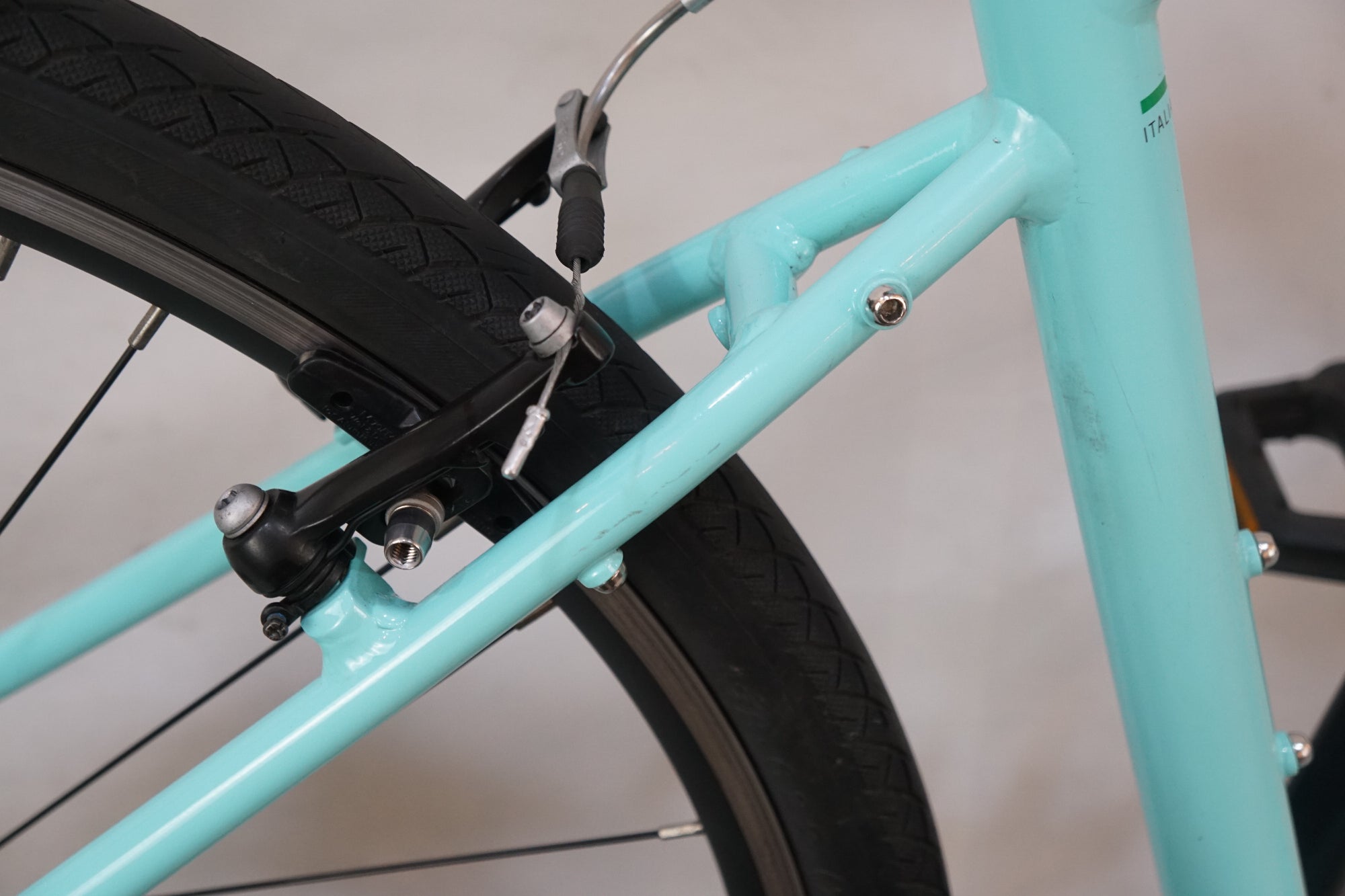 BIANCHI 「ビアンキ」 C SPORT 1 2022年モデル クロスバイク / バイチャリ浦和ベース