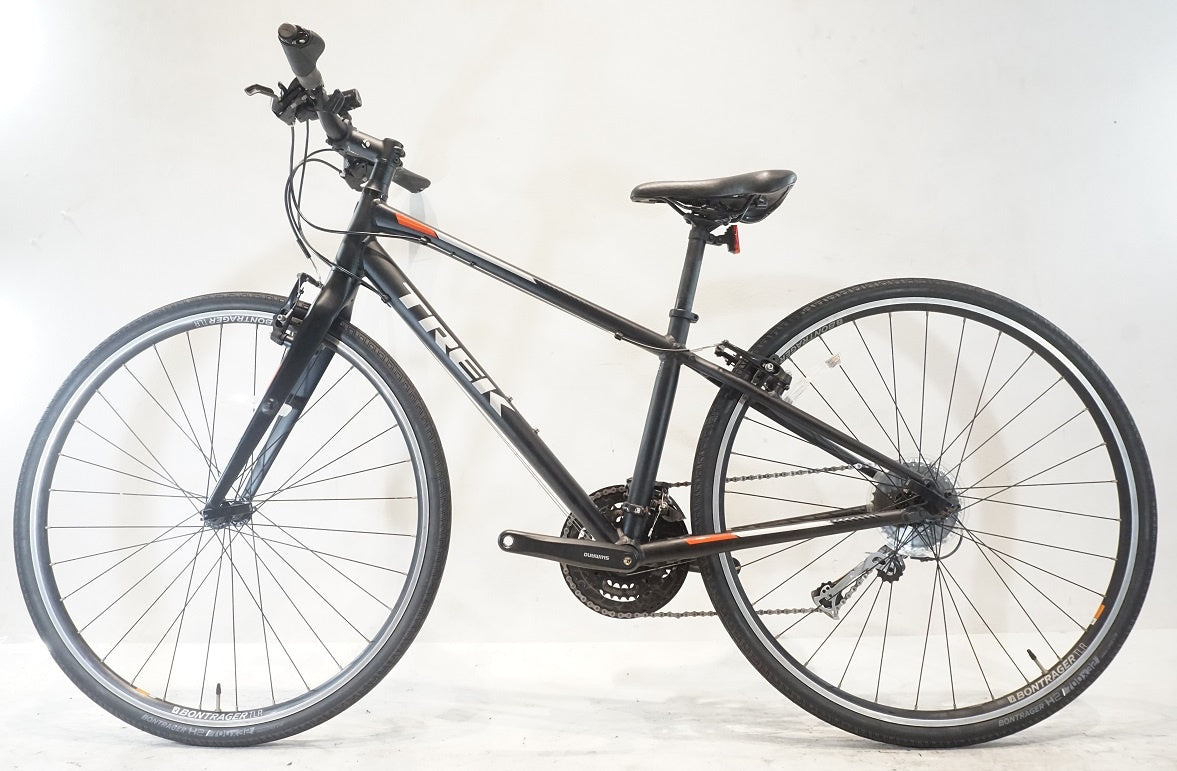 TREK FX3 クロスバイク 2018-2019年（明石市内 手渡しのみ） TREK FX3 クロスバイク 2018-2019年（明石市内 手渡しのみ）