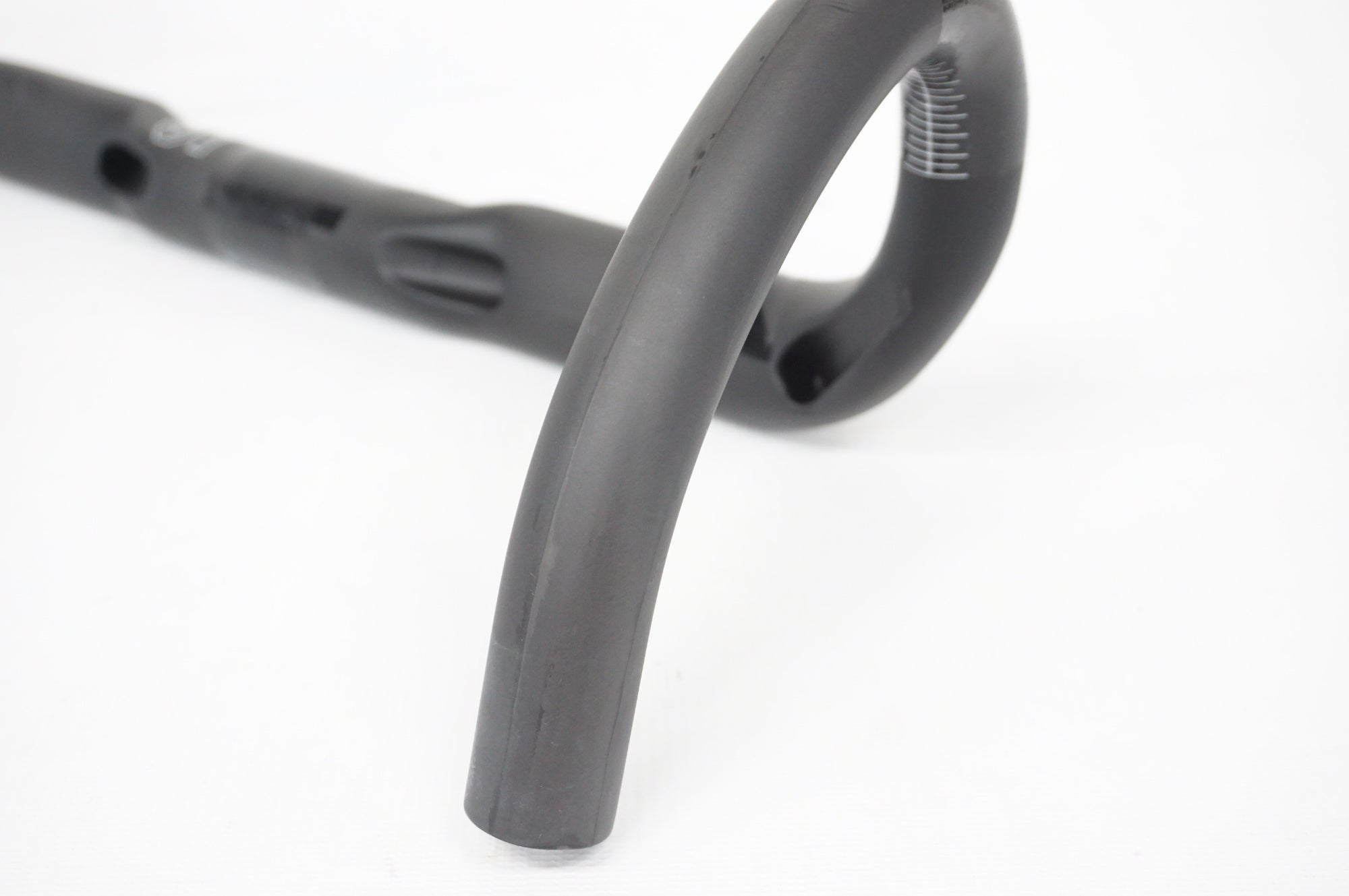 3T 「スリーティー」 ERGONOVA TEAM Φ31.8 400mm ハンドル / 阪急塚口店