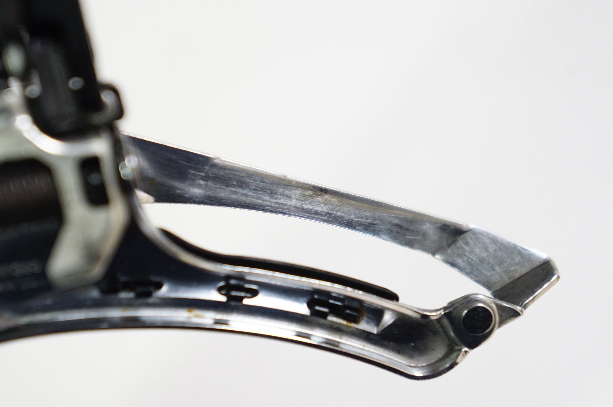 SHIMANO 「シマノ」 105 FD-R7000 フロントディレイラー / 熊谷本店