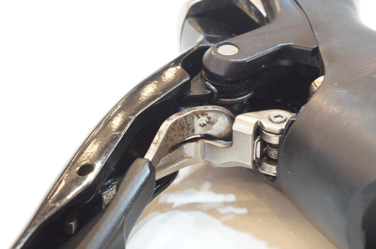 SHIMANO 「シマノ」 105 ST-5700 デュアルコントロールレバー / 浦和ベース