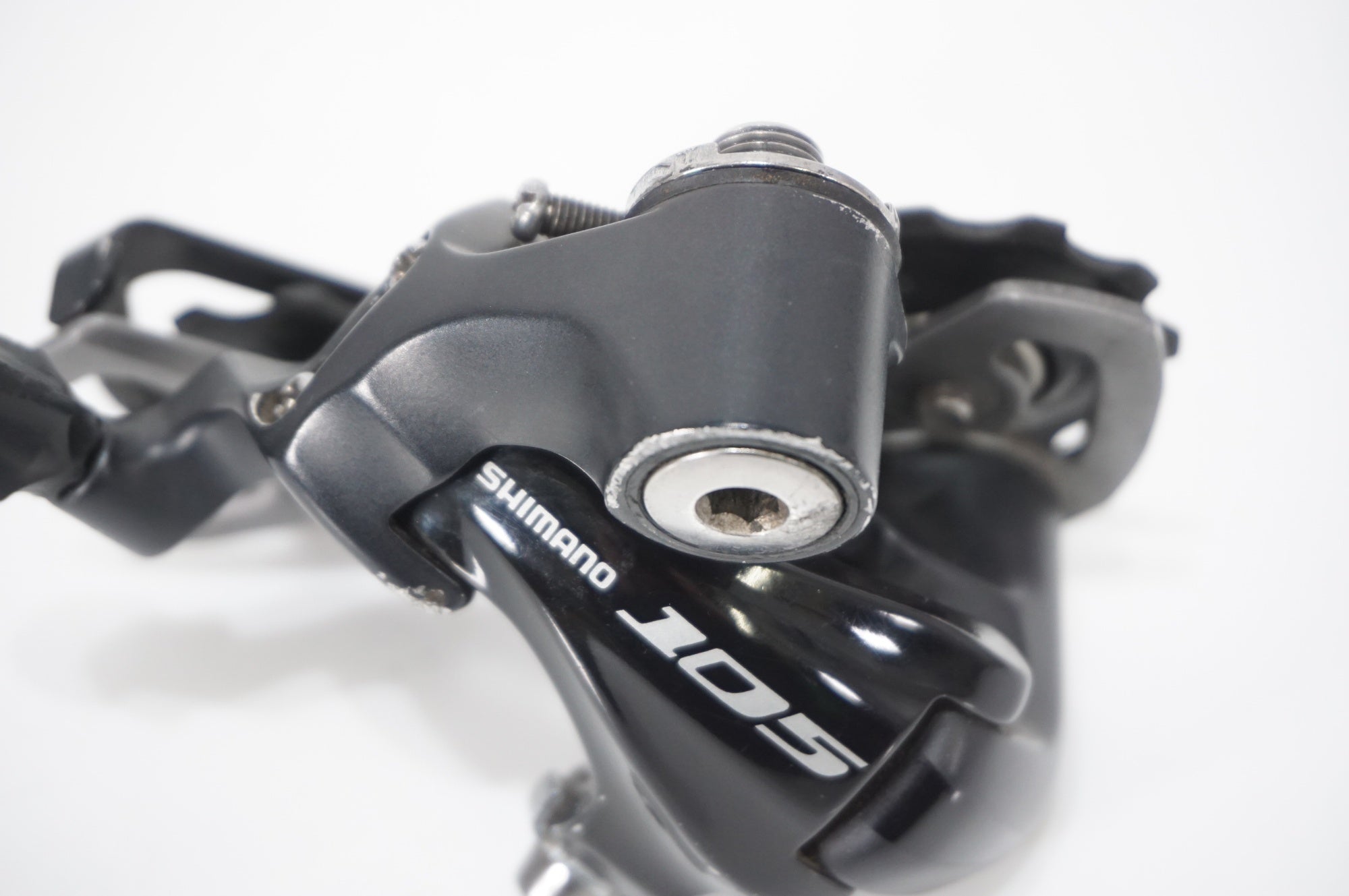 SHIMANO 「シマノ」 105 RD-5700 リアディレイラー / AKIBA店