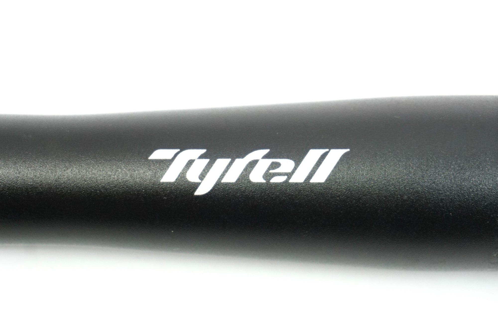 TYRELL 「タイレル」 ブルホーンバー ∅31.8mm 400mm ハンドル / 中目黒店