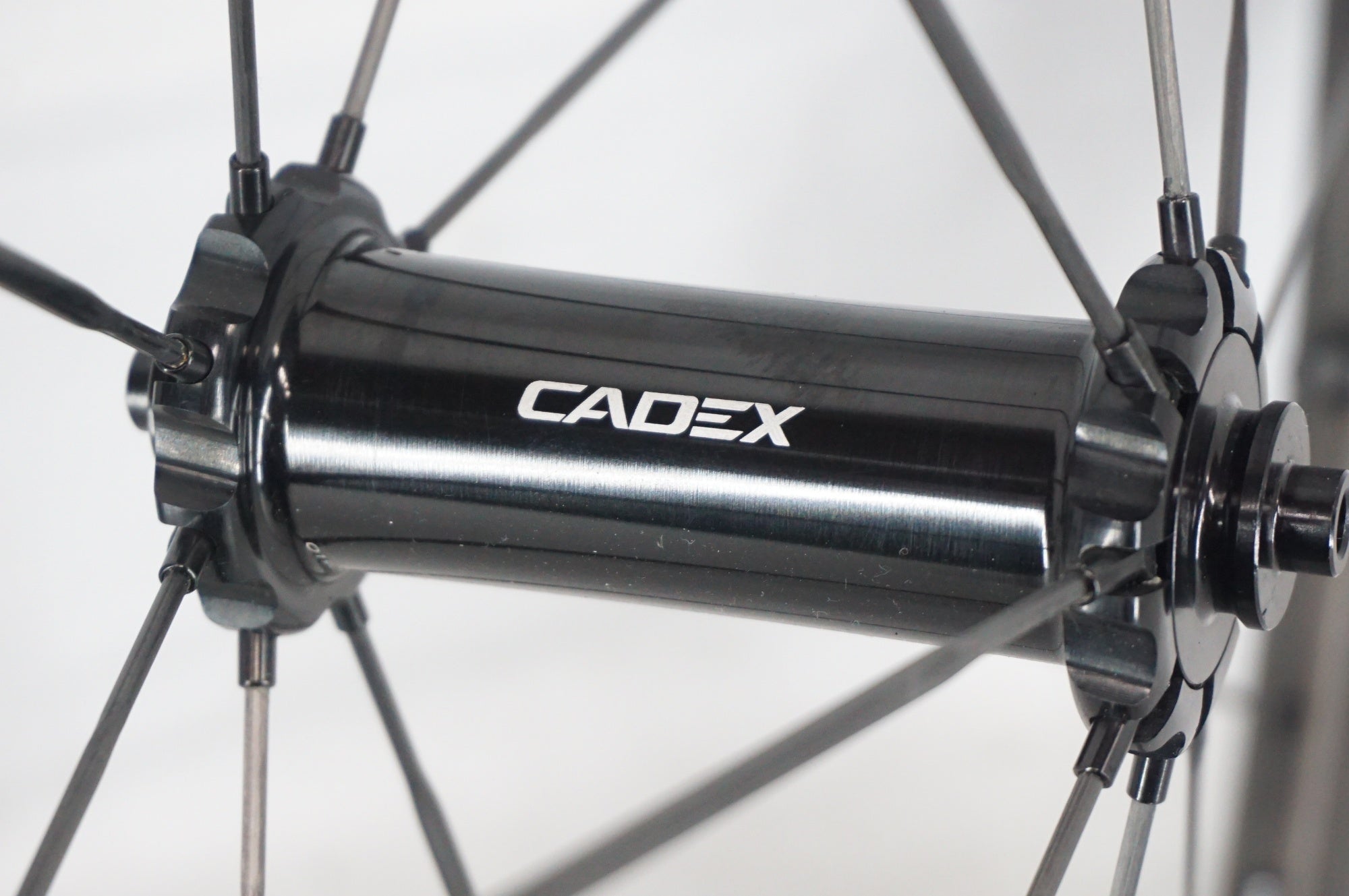 CADEX 「カデックス」 42 TUBELESS シマノ11速 ホイールセット / 阪急塚口店